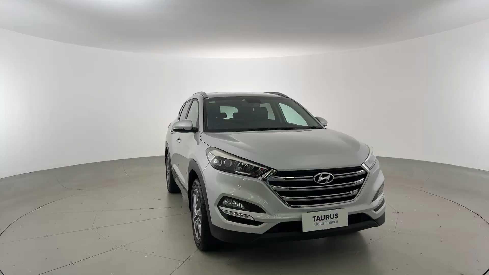 Primary car image