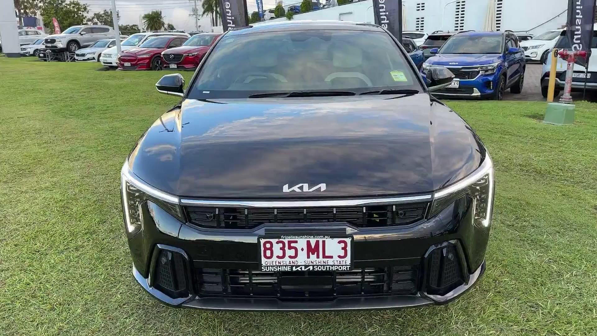 Primary car image