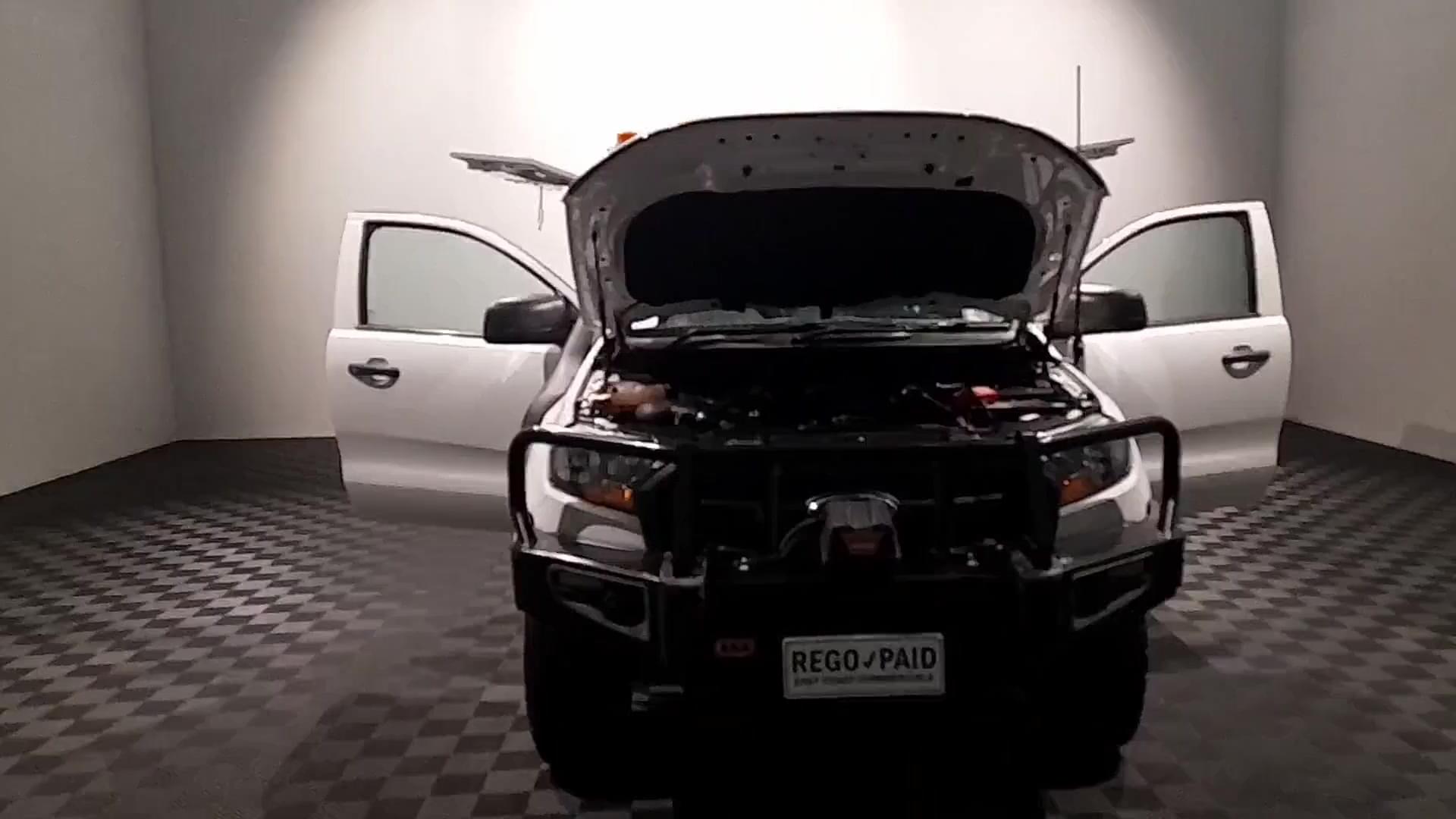 Primary car image