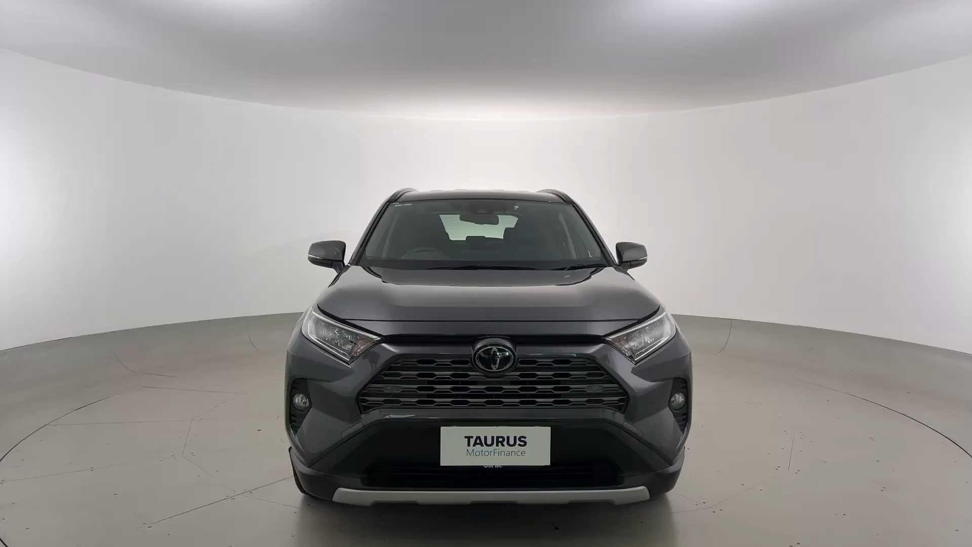Primary car image