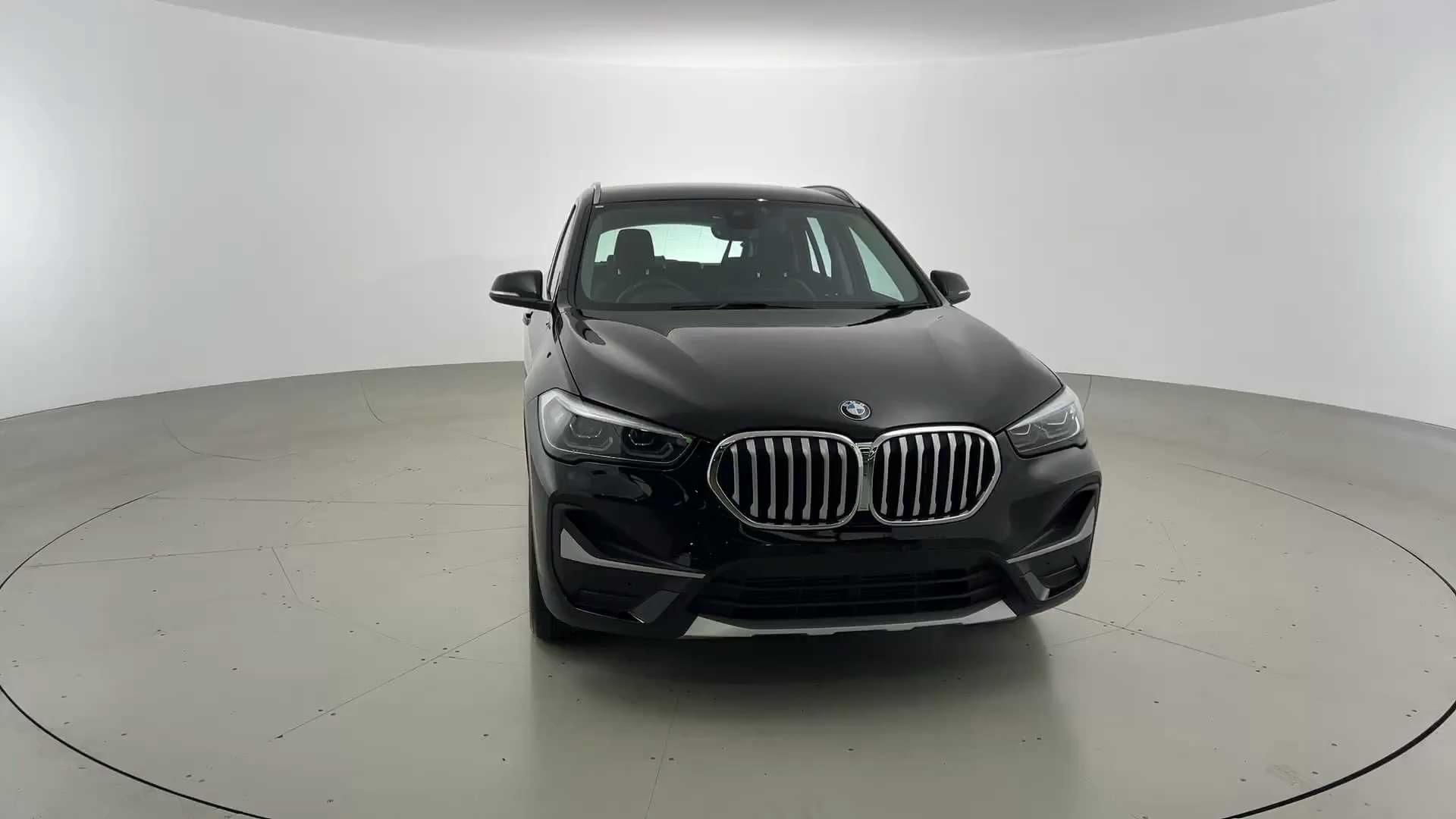 Primary car image
