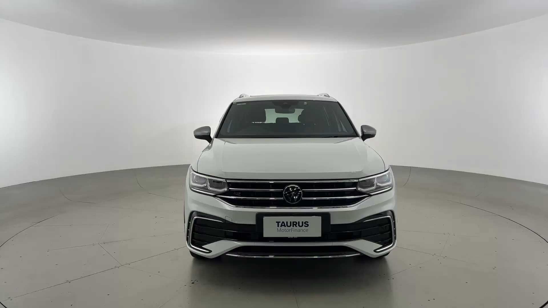 Primary car image