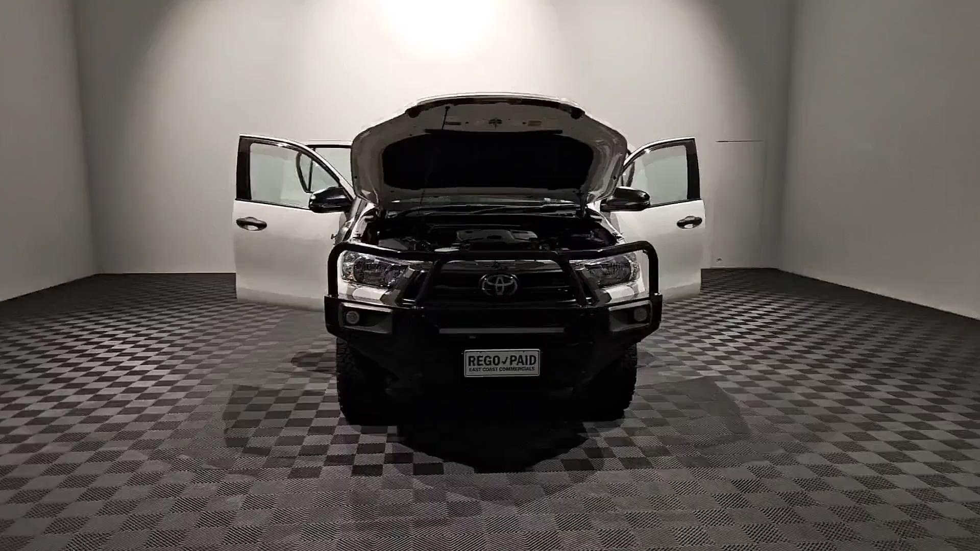 Primary car image