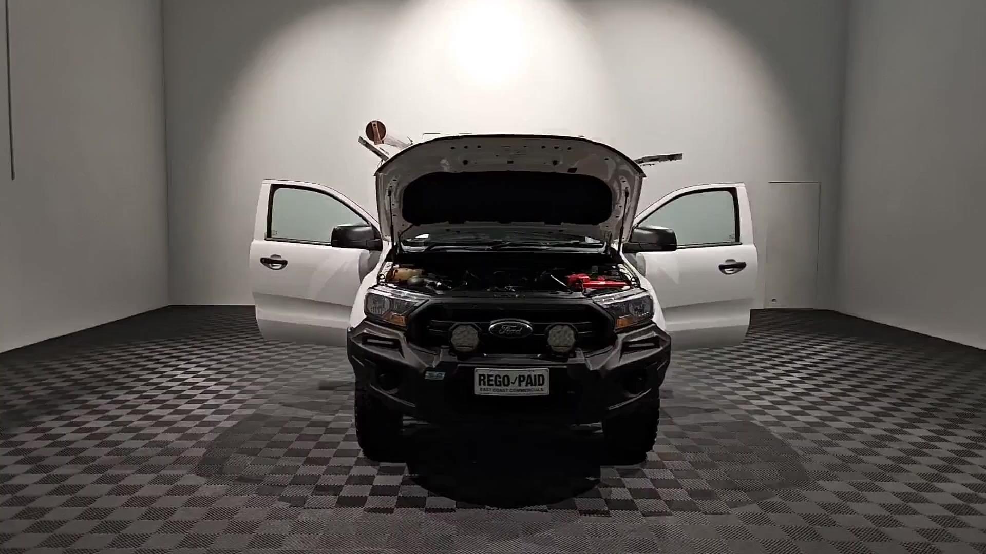 Primary car image
