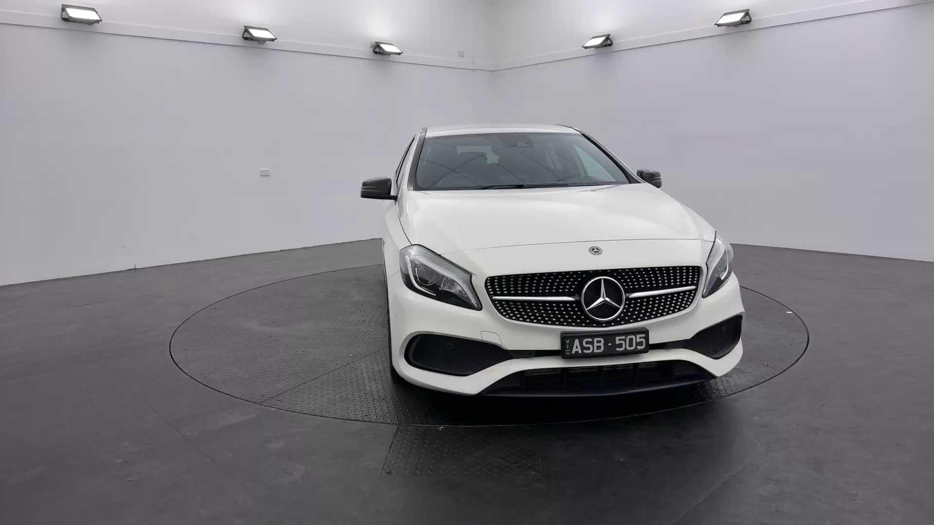 Primary car image