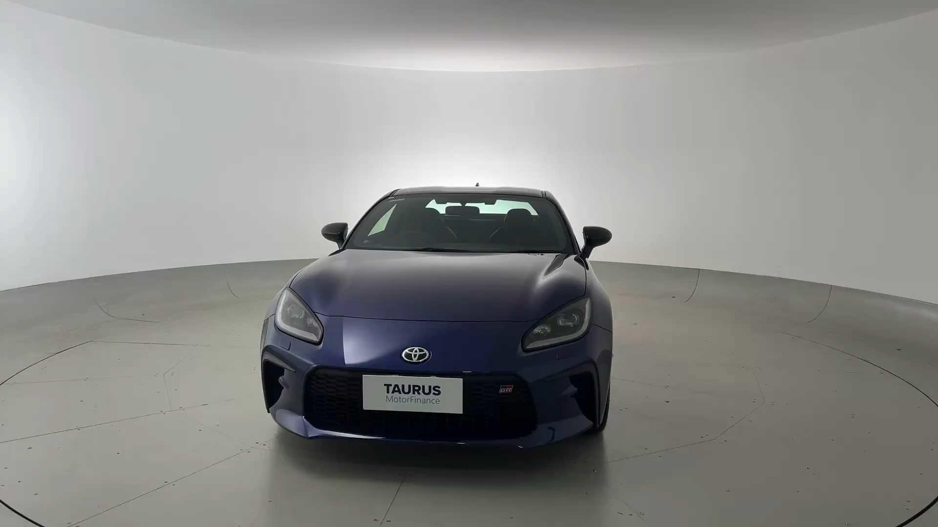 Primary car image