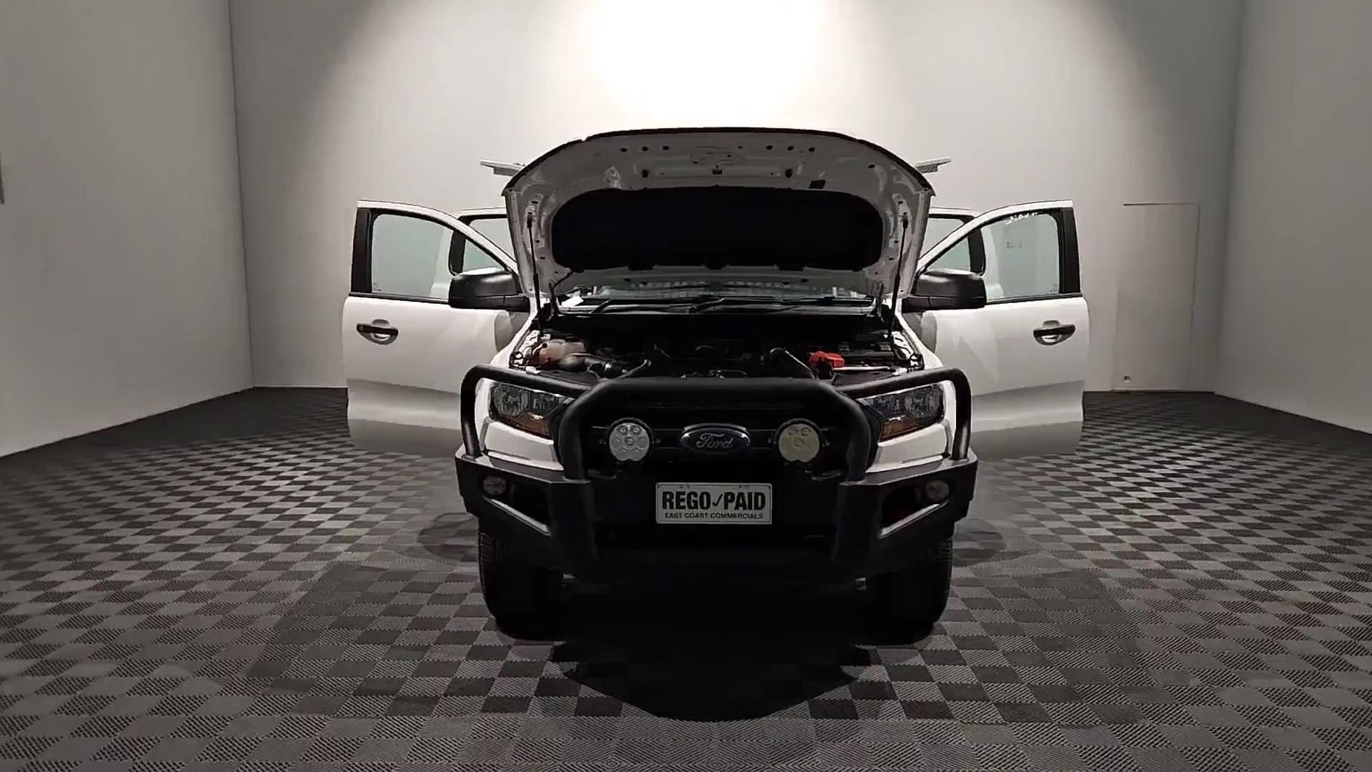 Primary car image