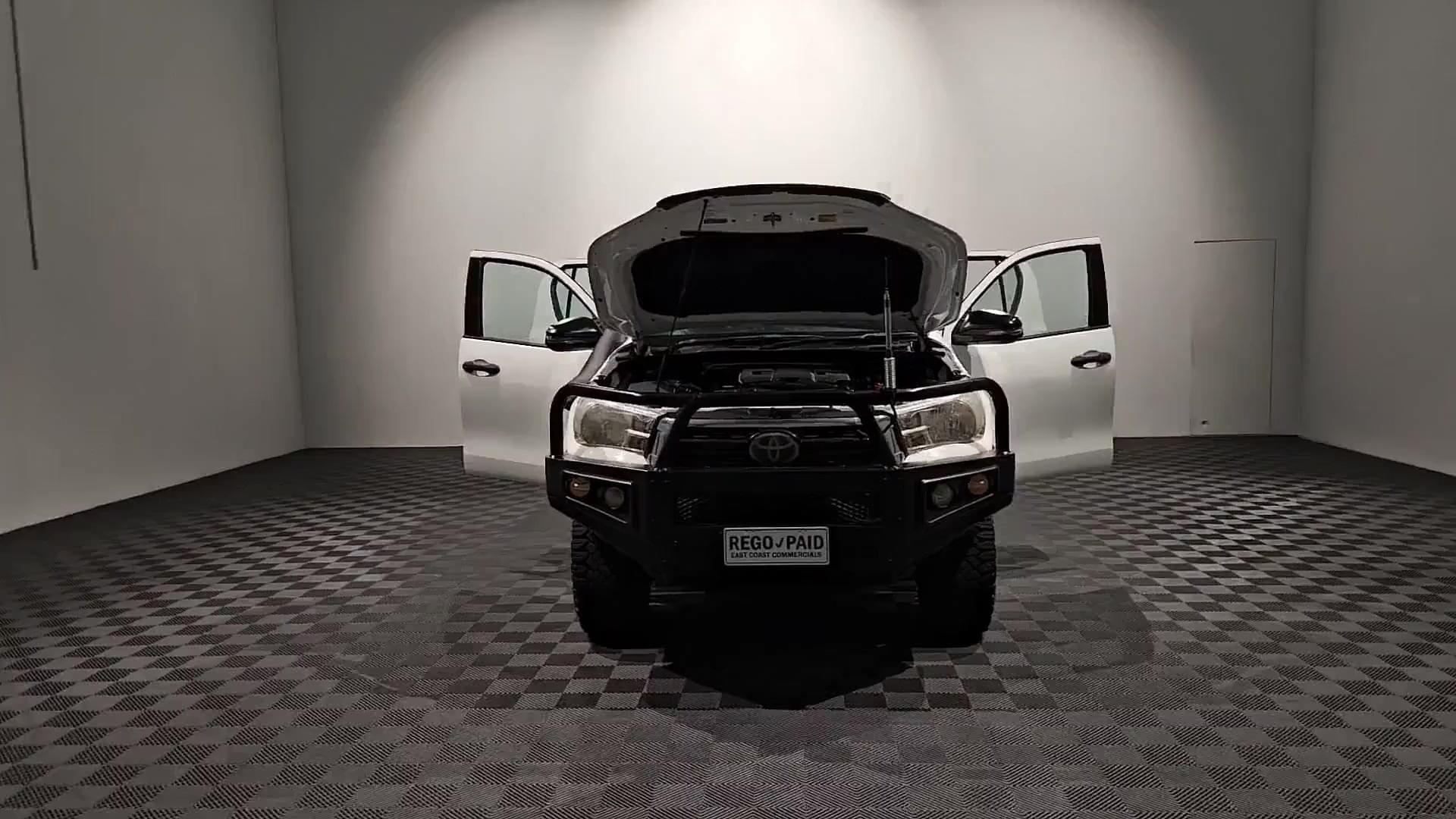 Primary car image