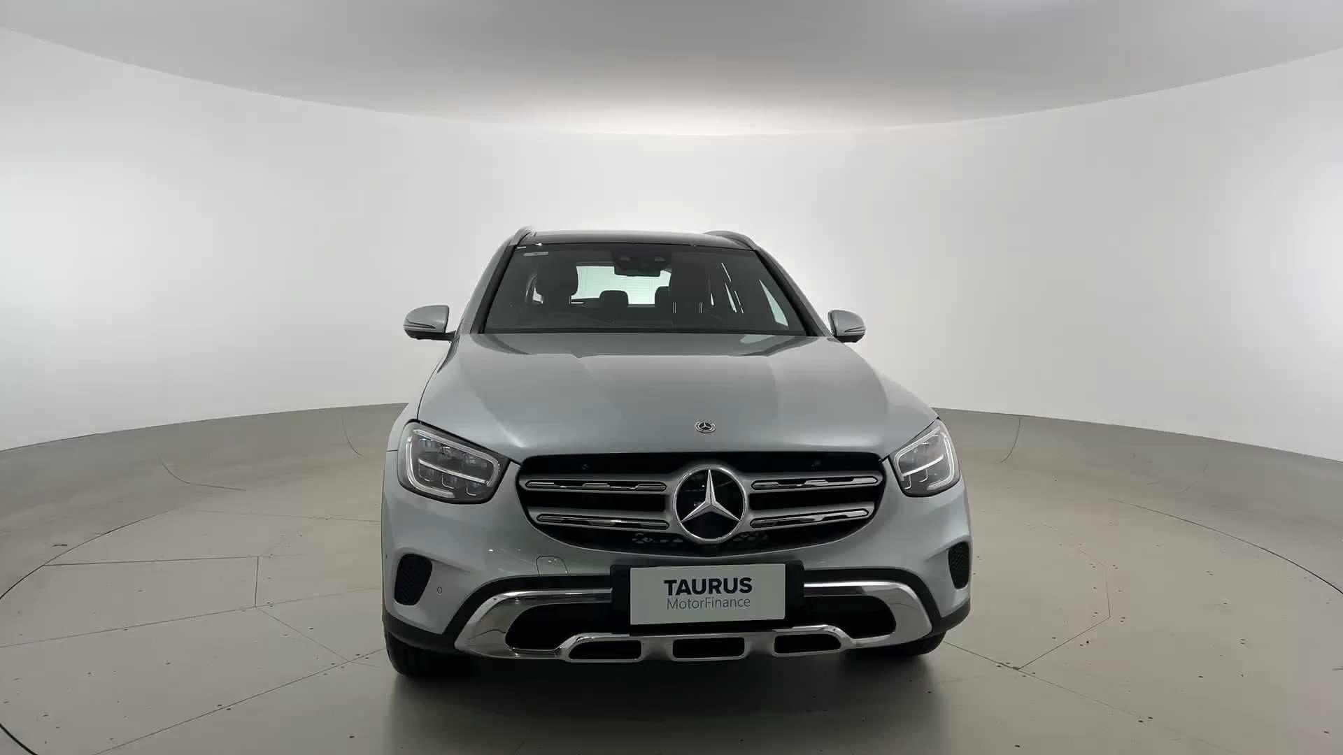 Primary car image