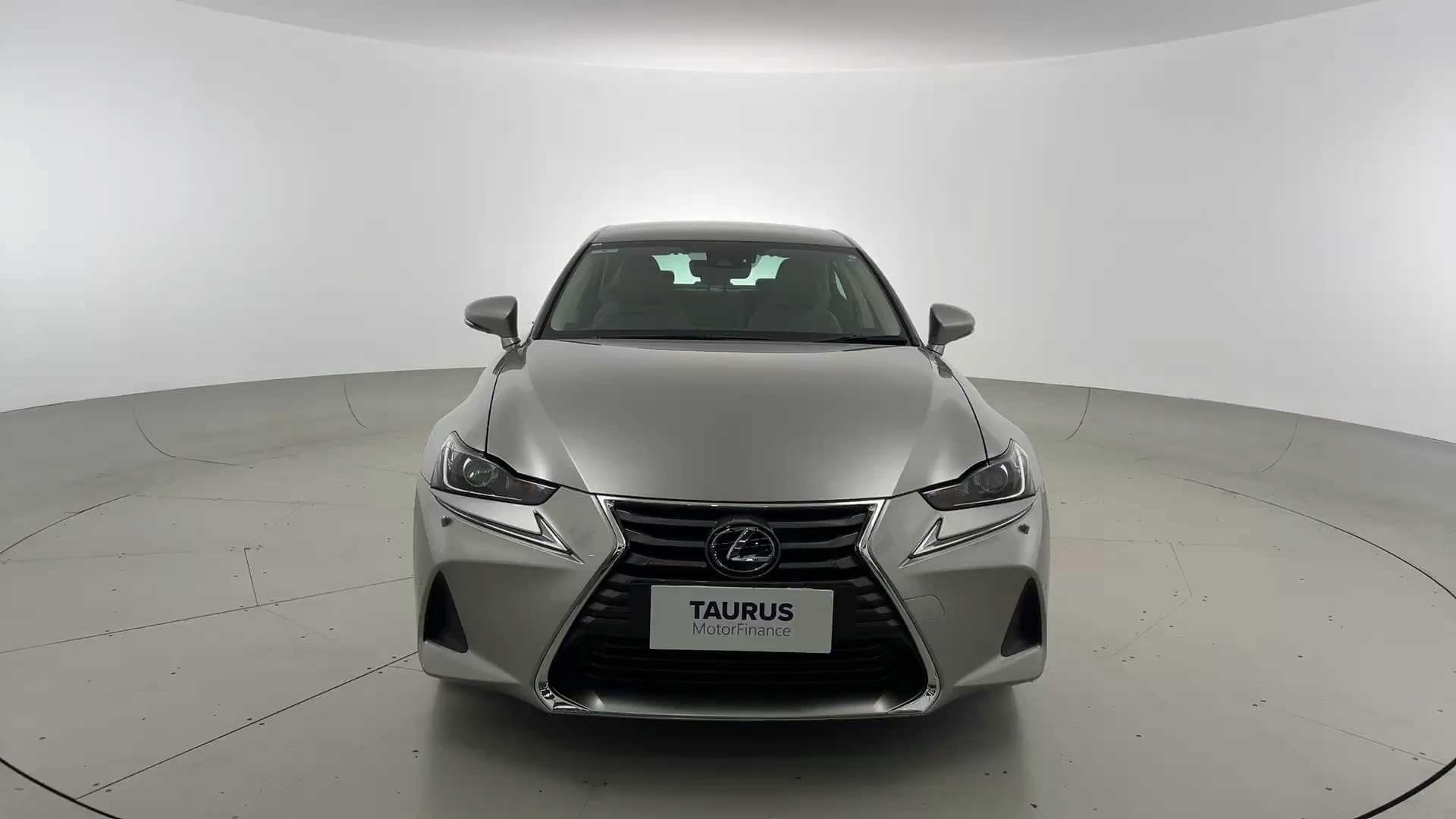 Primary car image