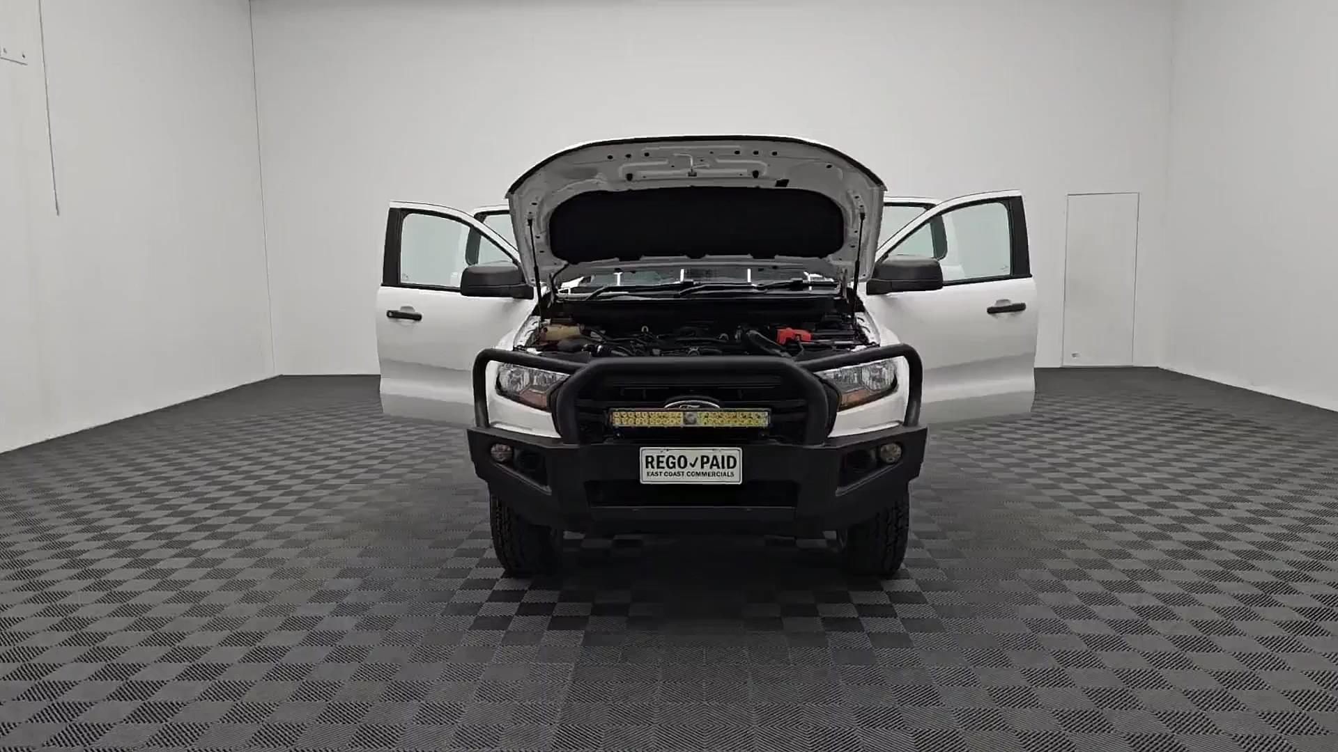 Primary car image
