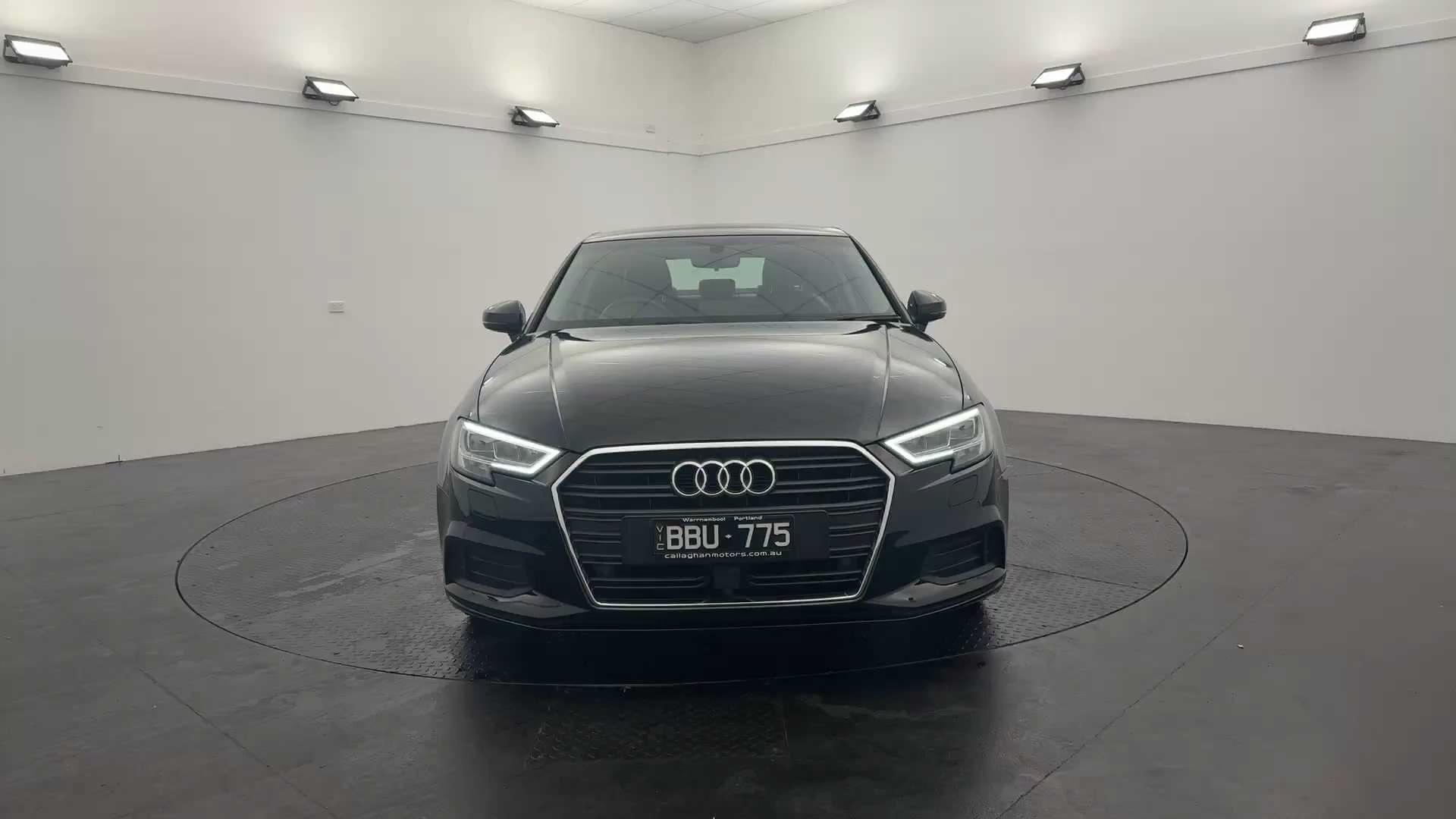 Primary car image