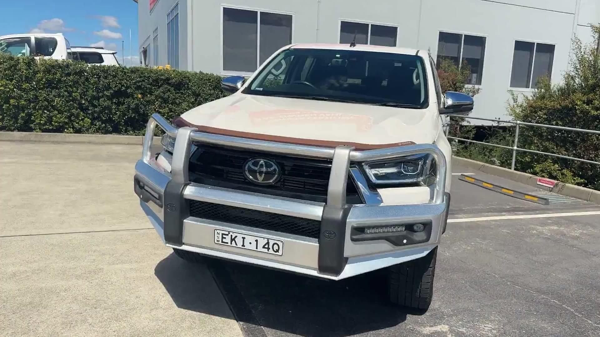 Primary car image