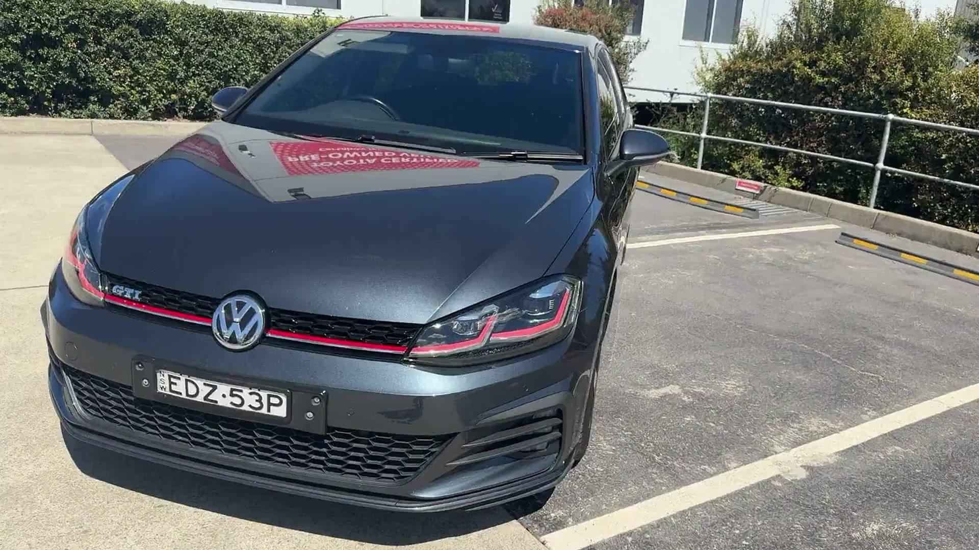Primary car image