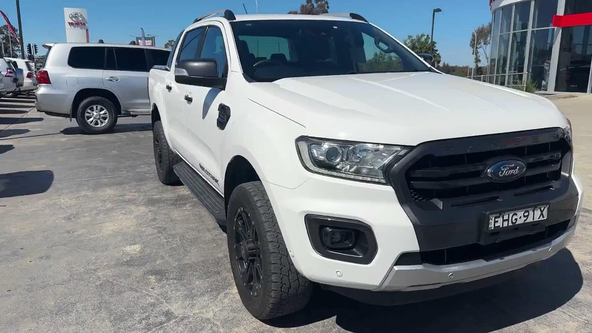 Primary car image