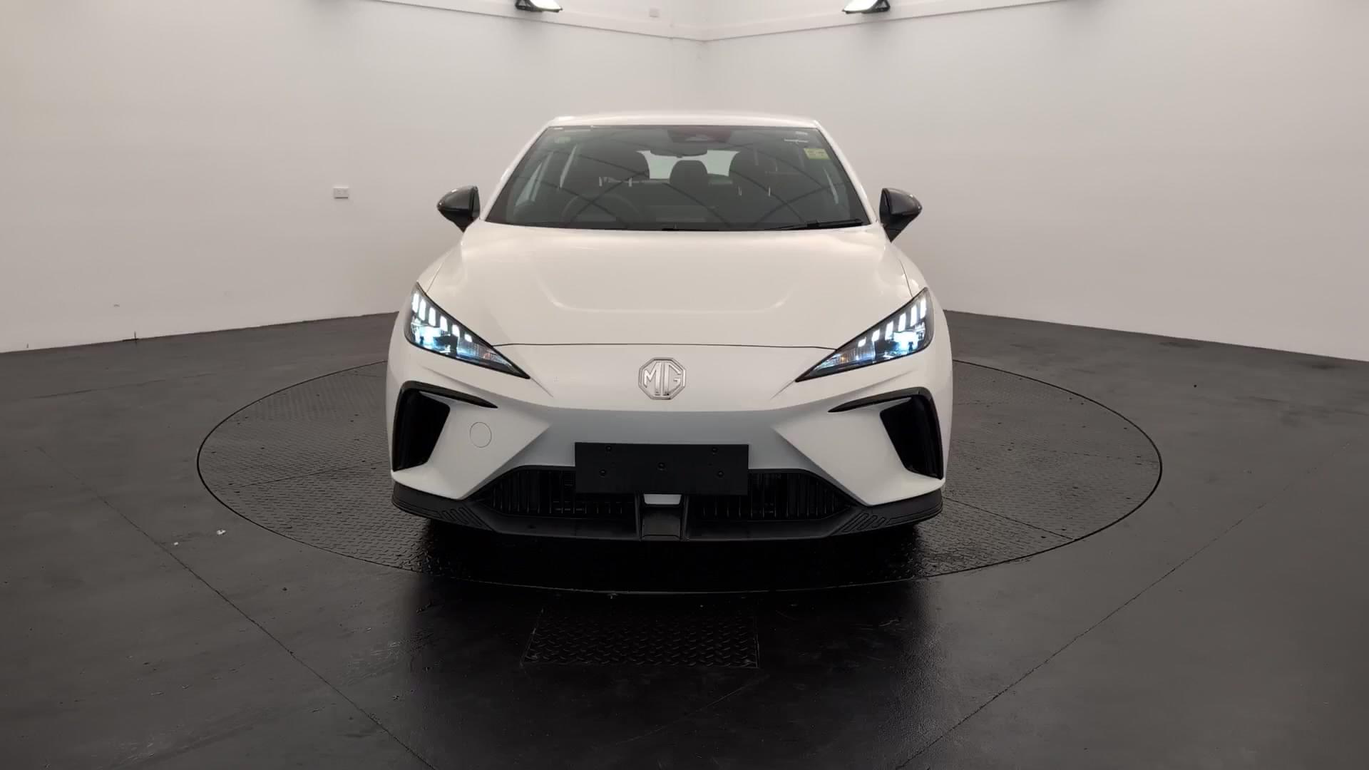 Primary car image