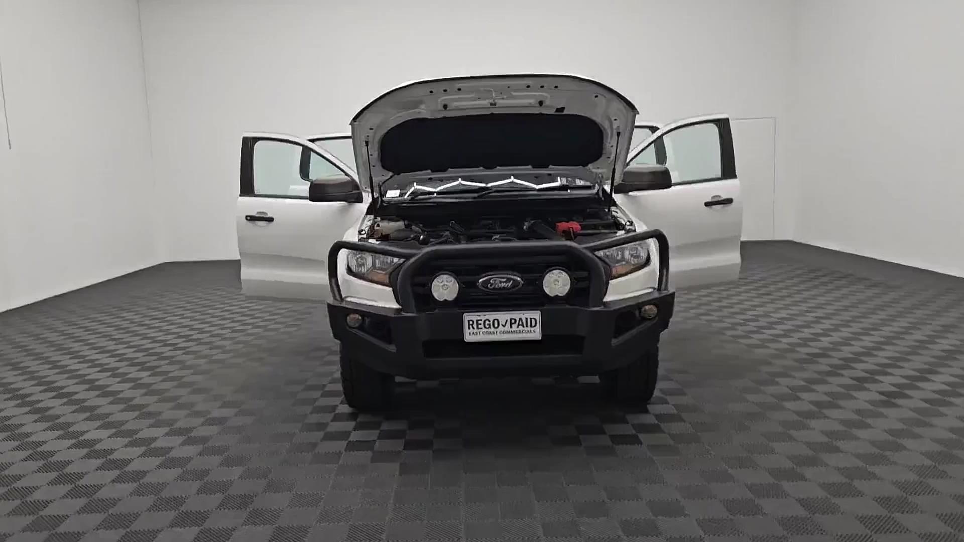 Primary car image
