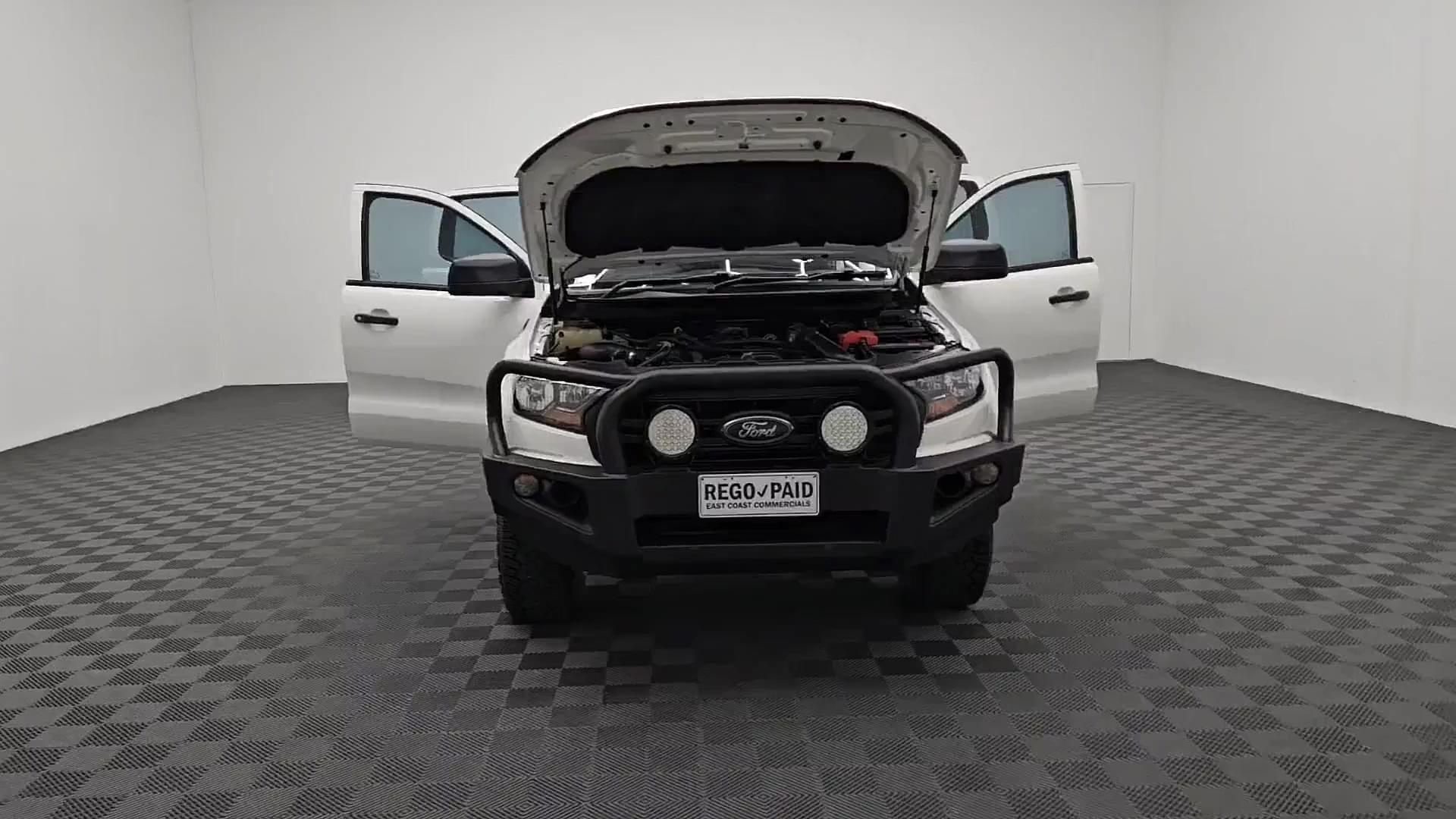 Primary car image