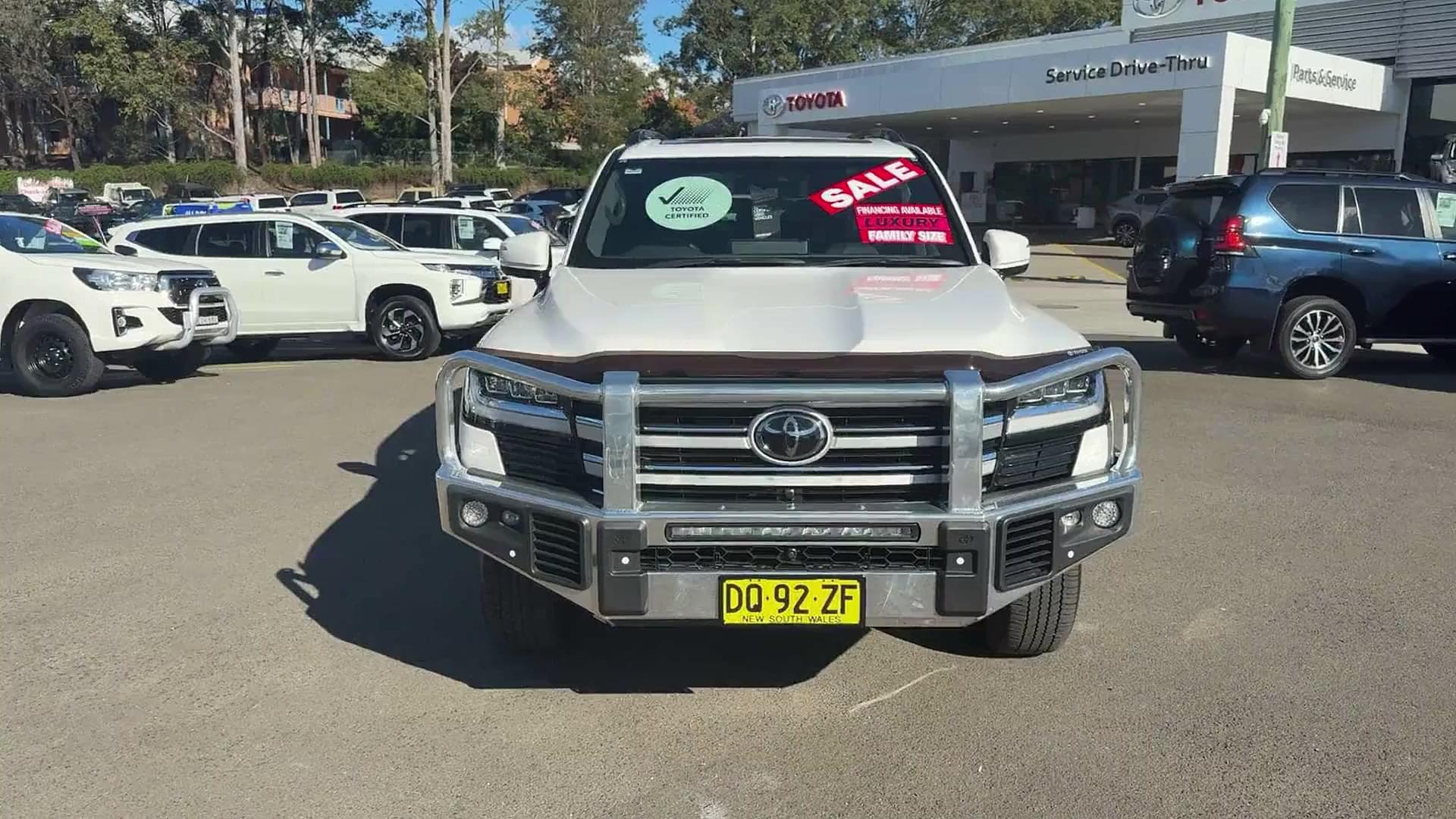 Primary car image