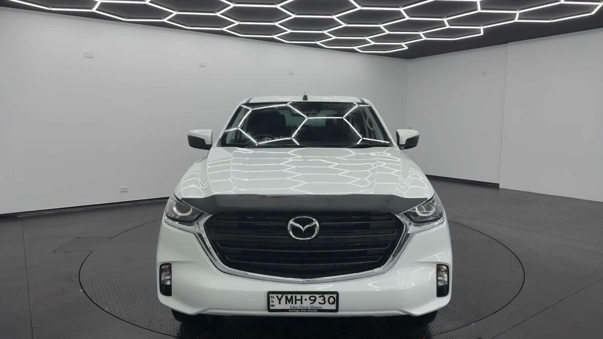 Primary car image