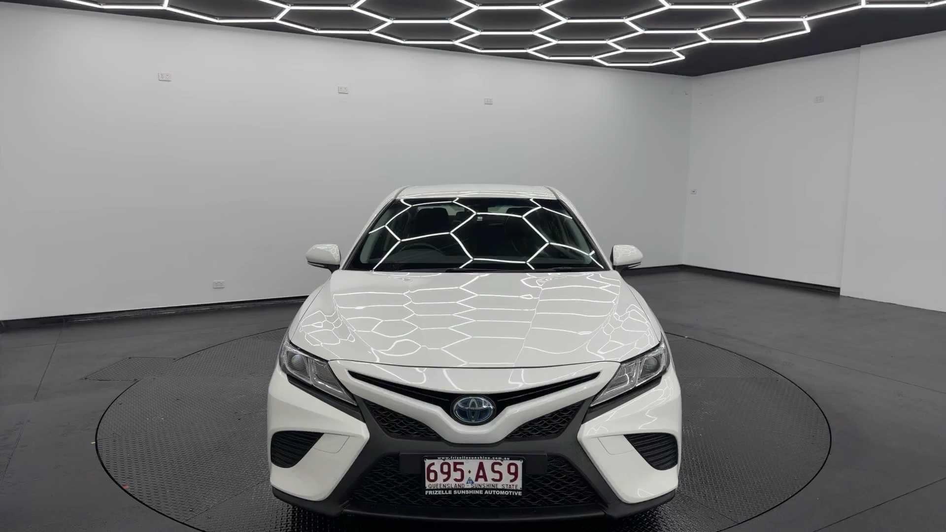 Primary car image