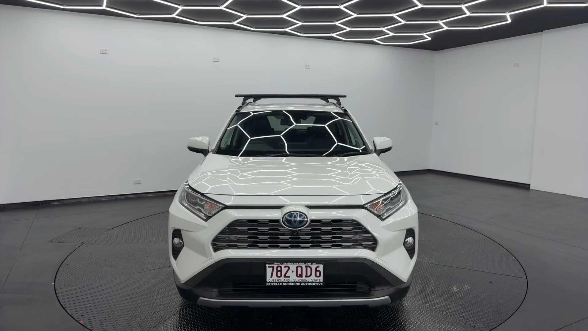 Primary car image