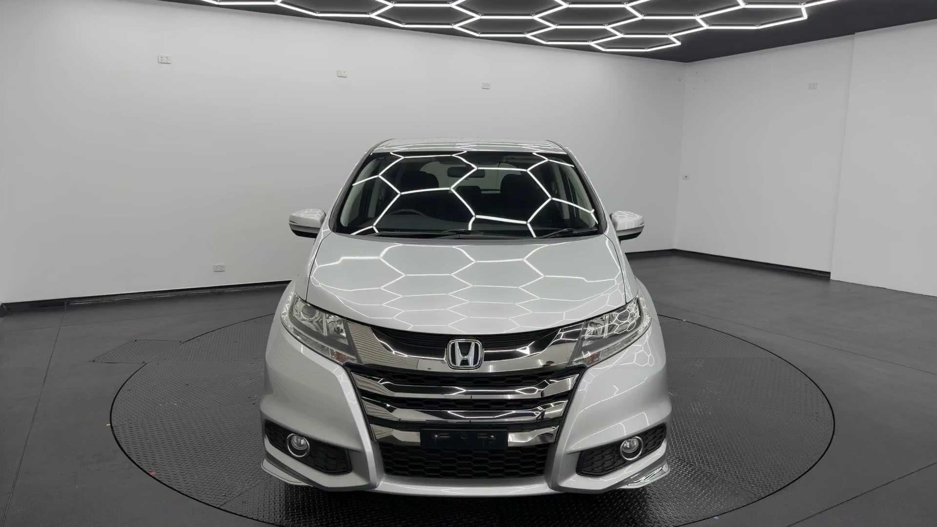 Primary car image