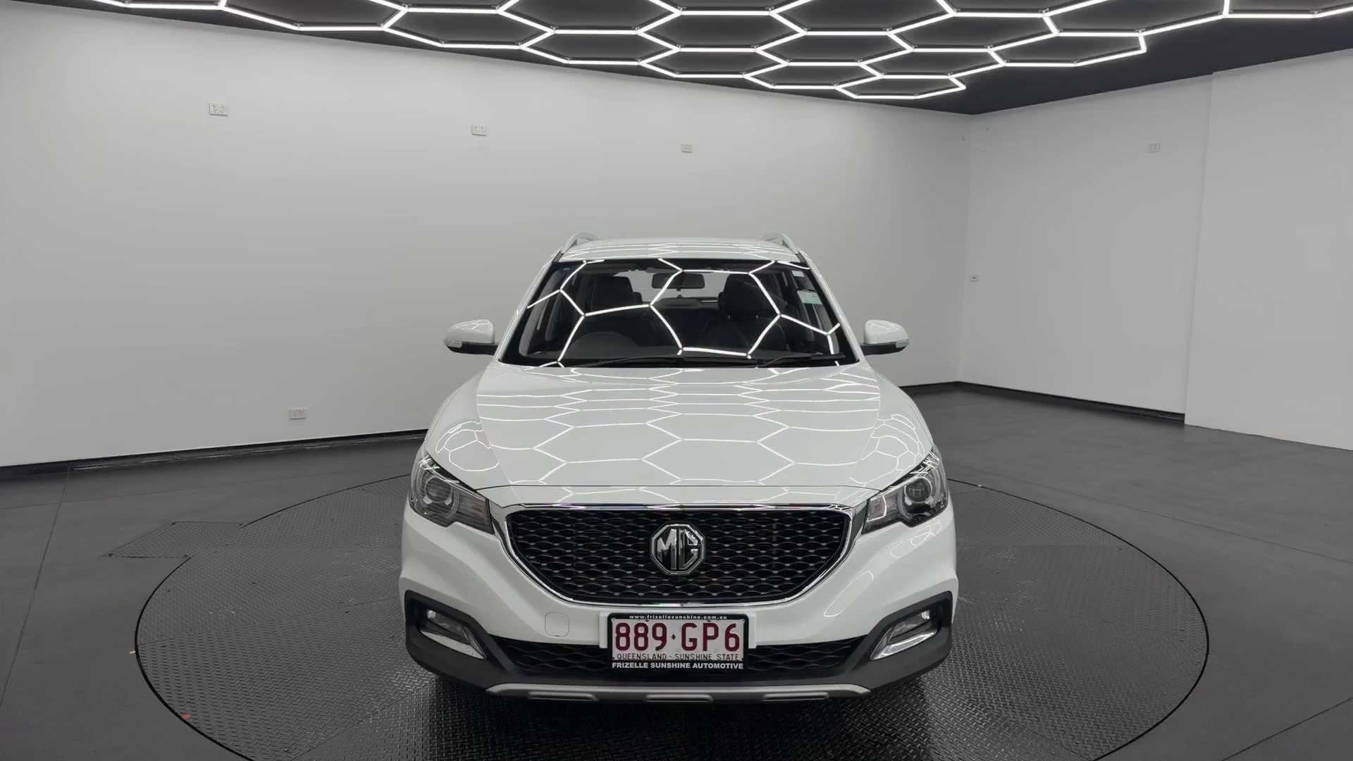 Primary car image