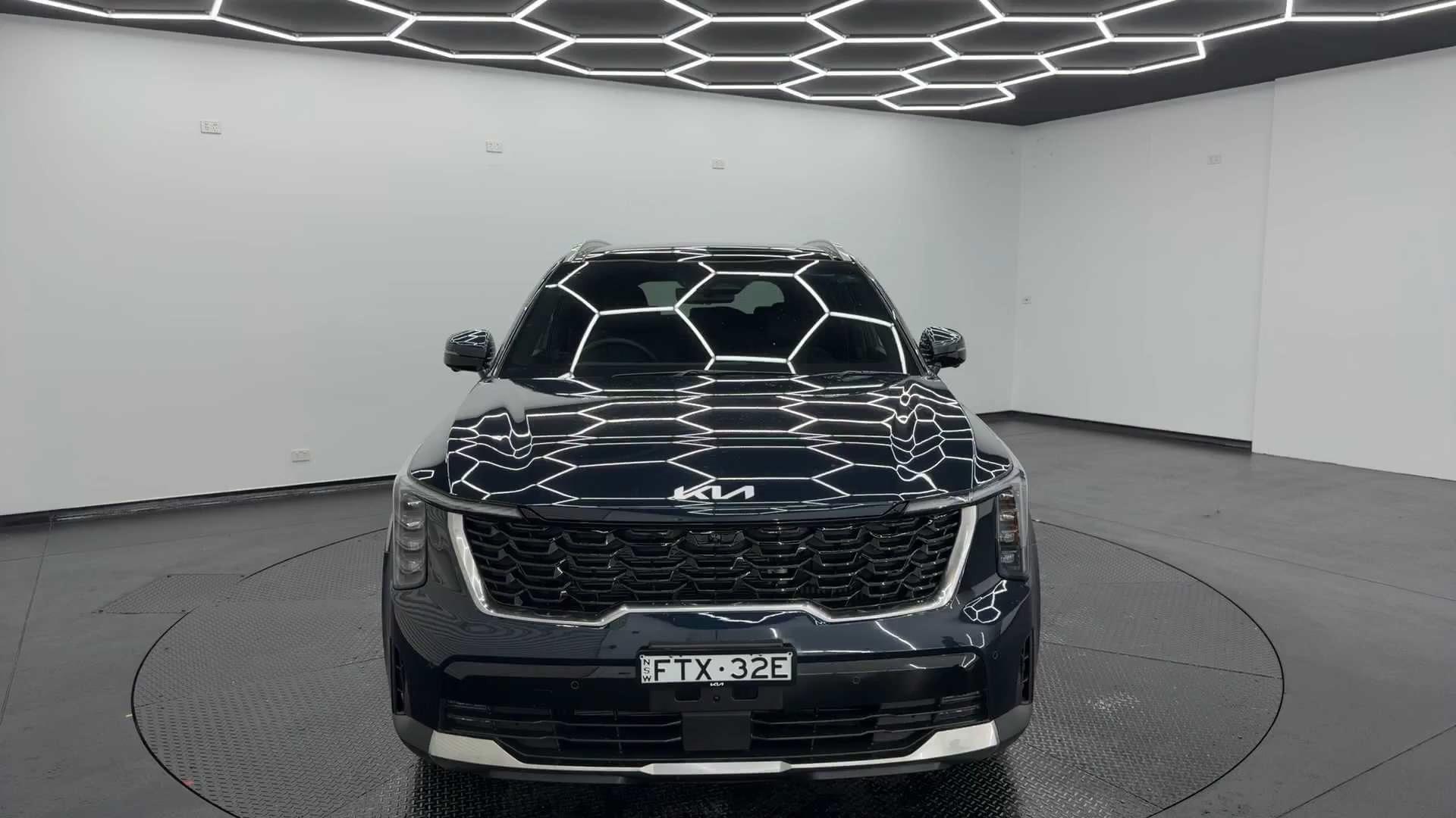 Primary car image