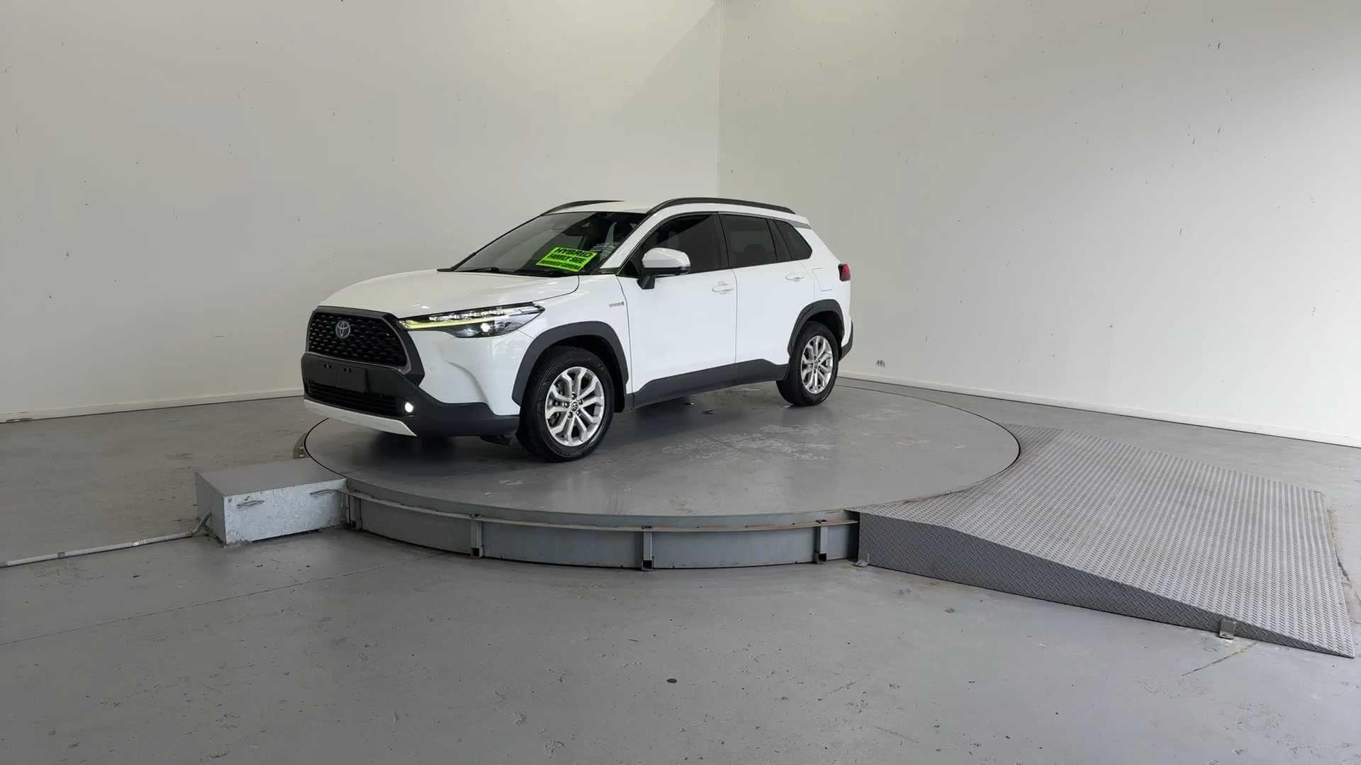 Primary car image