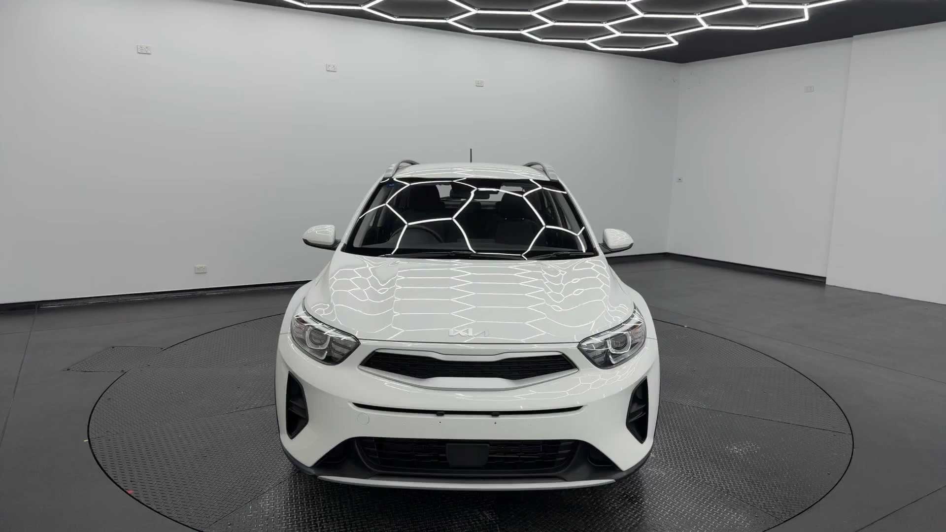 Primary car image