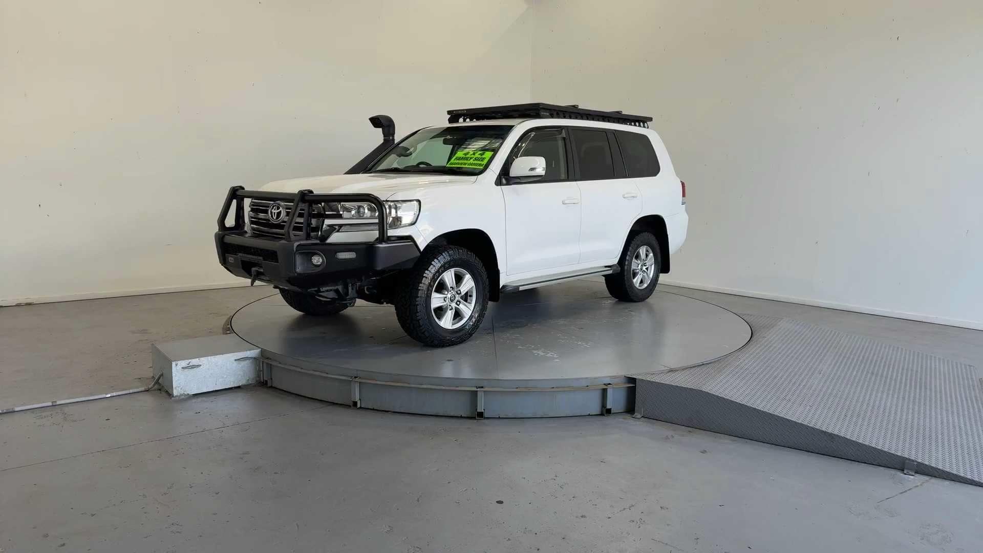 Primary car image