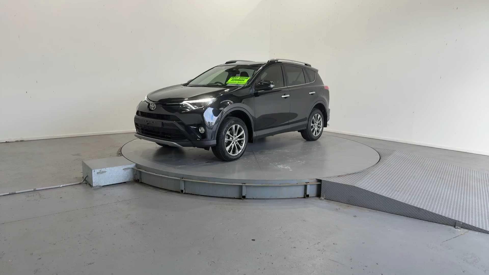 Primary car image