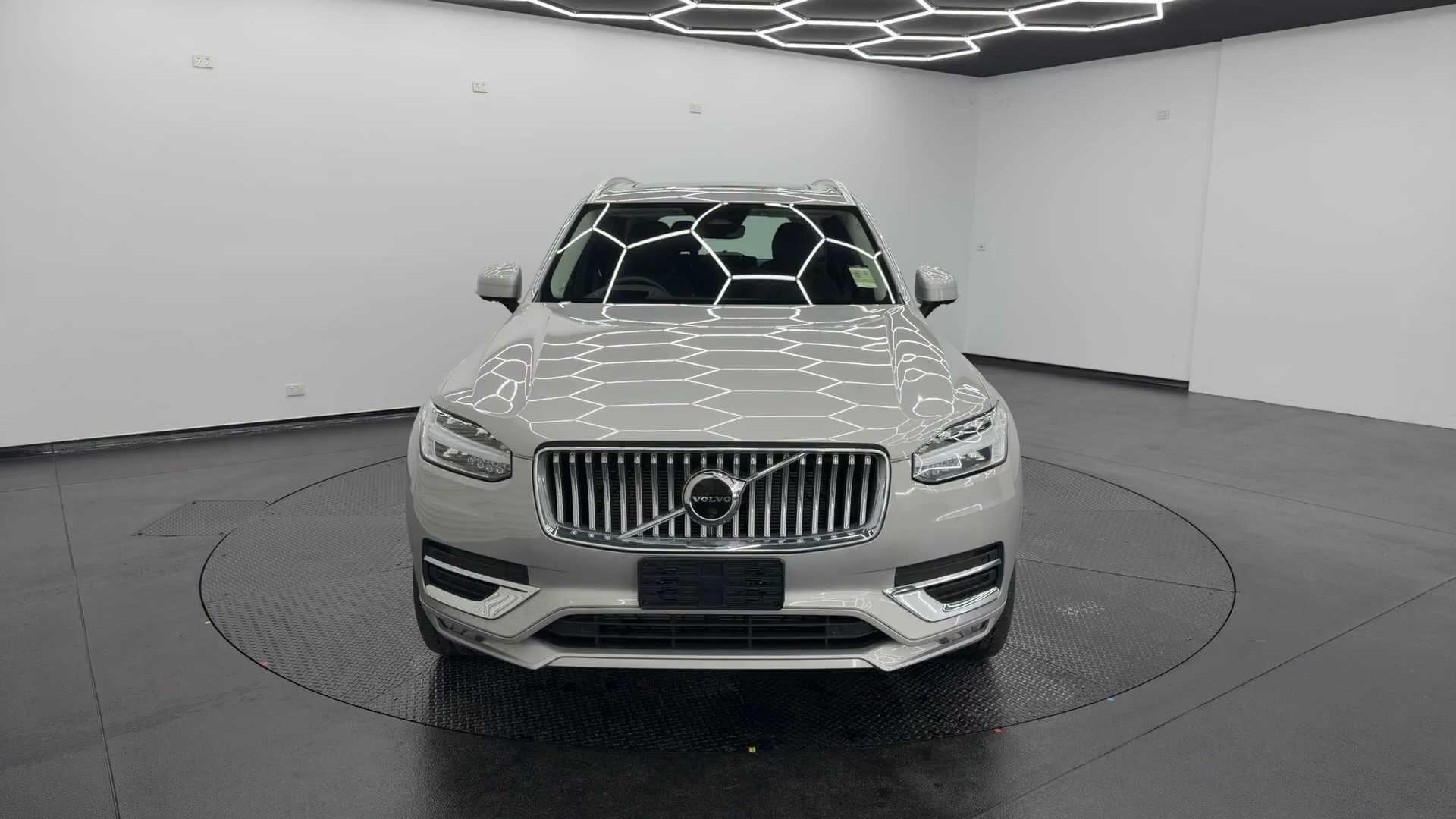 Primary car image