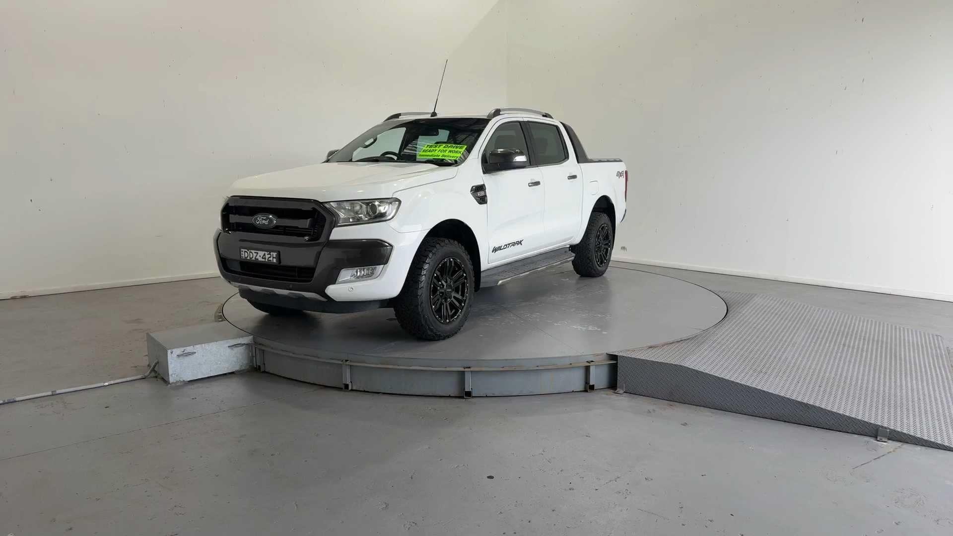 Primary car image