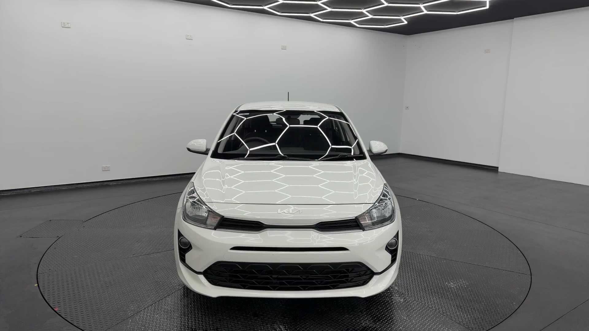 Primary car image