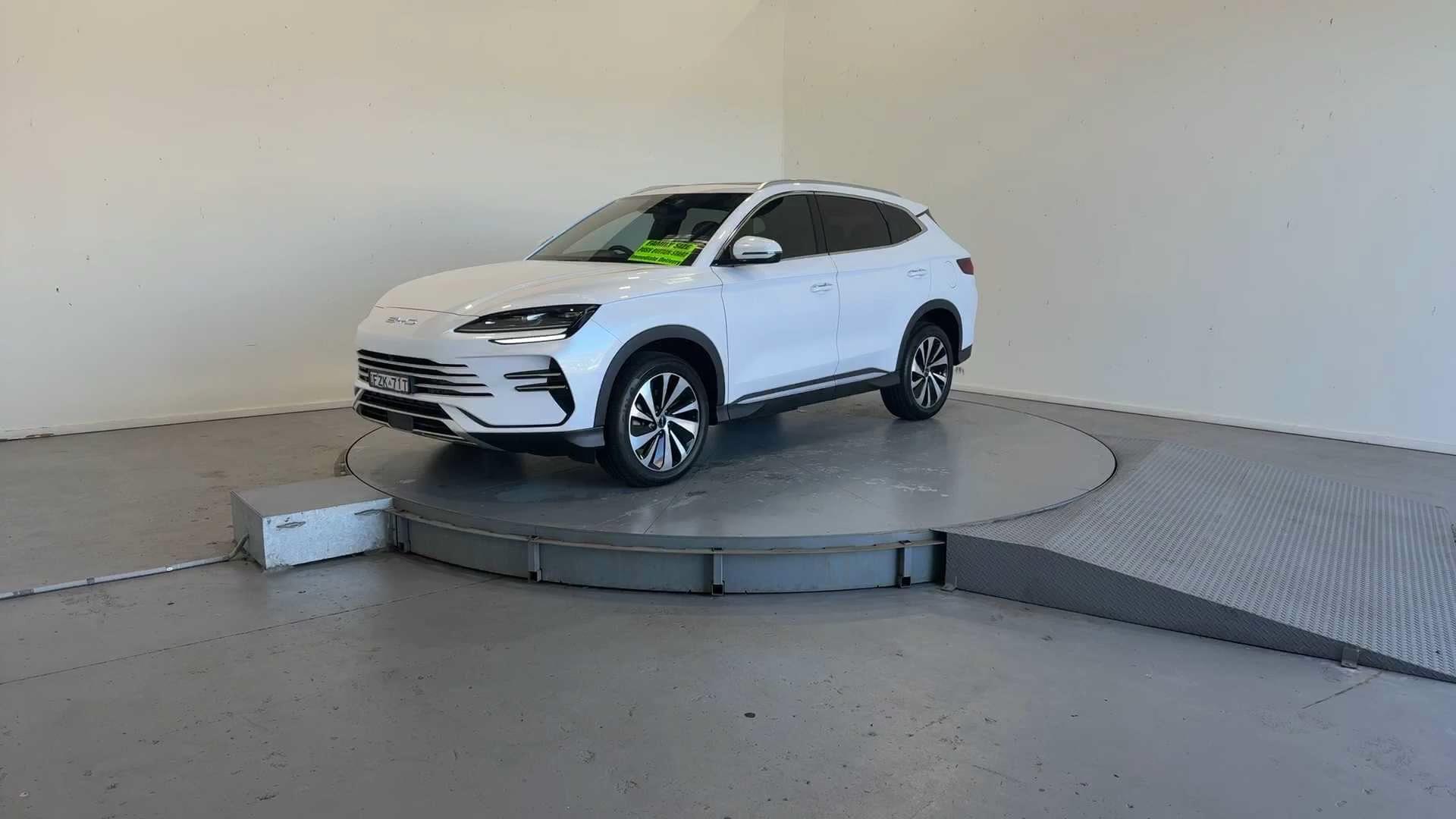 Primary car image