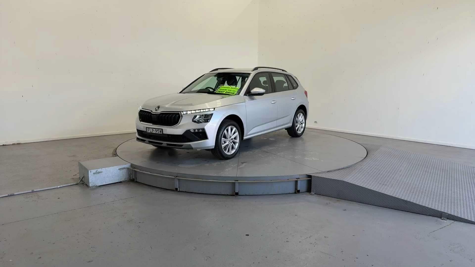 Primary car image