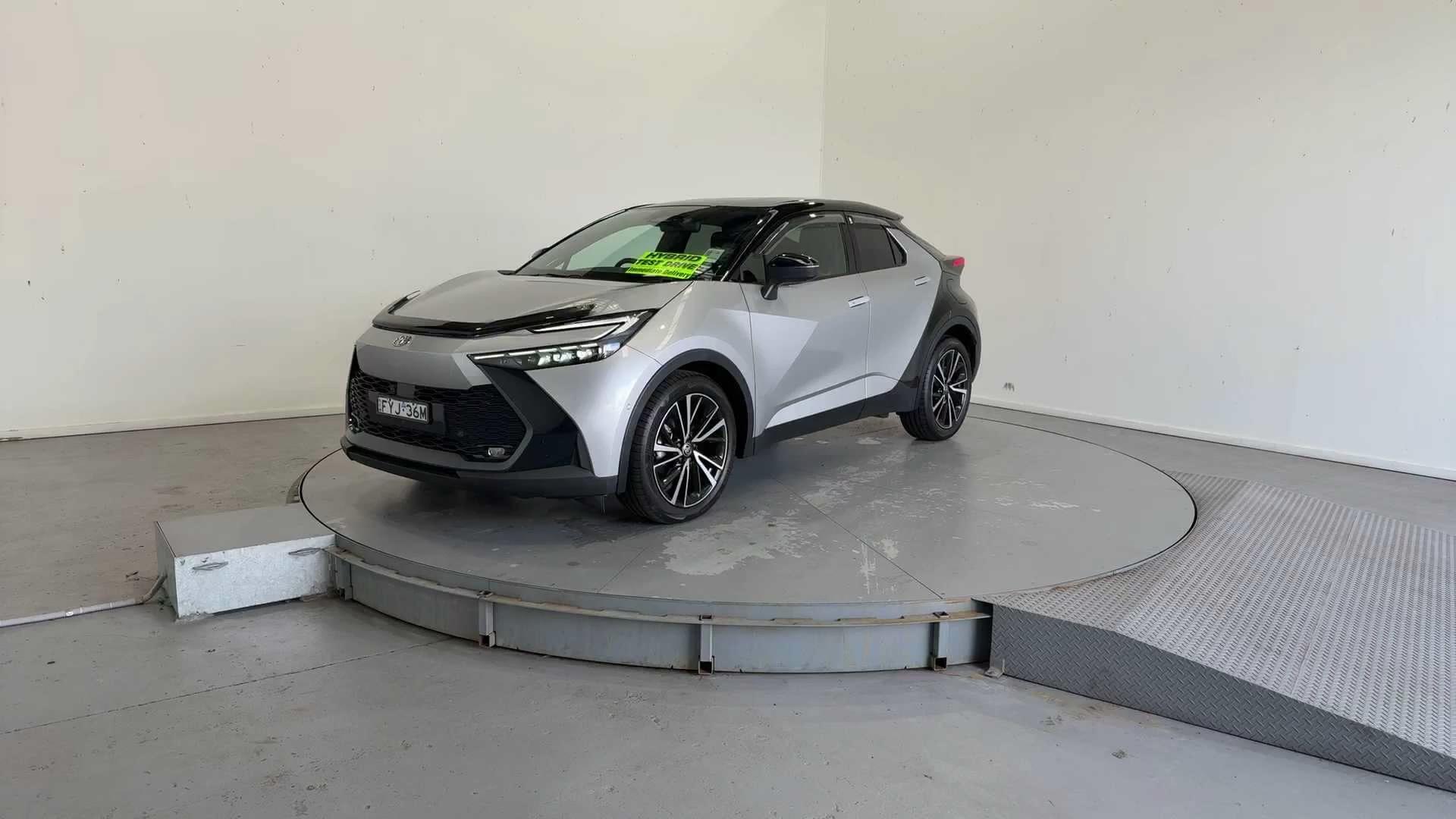 Primary car image