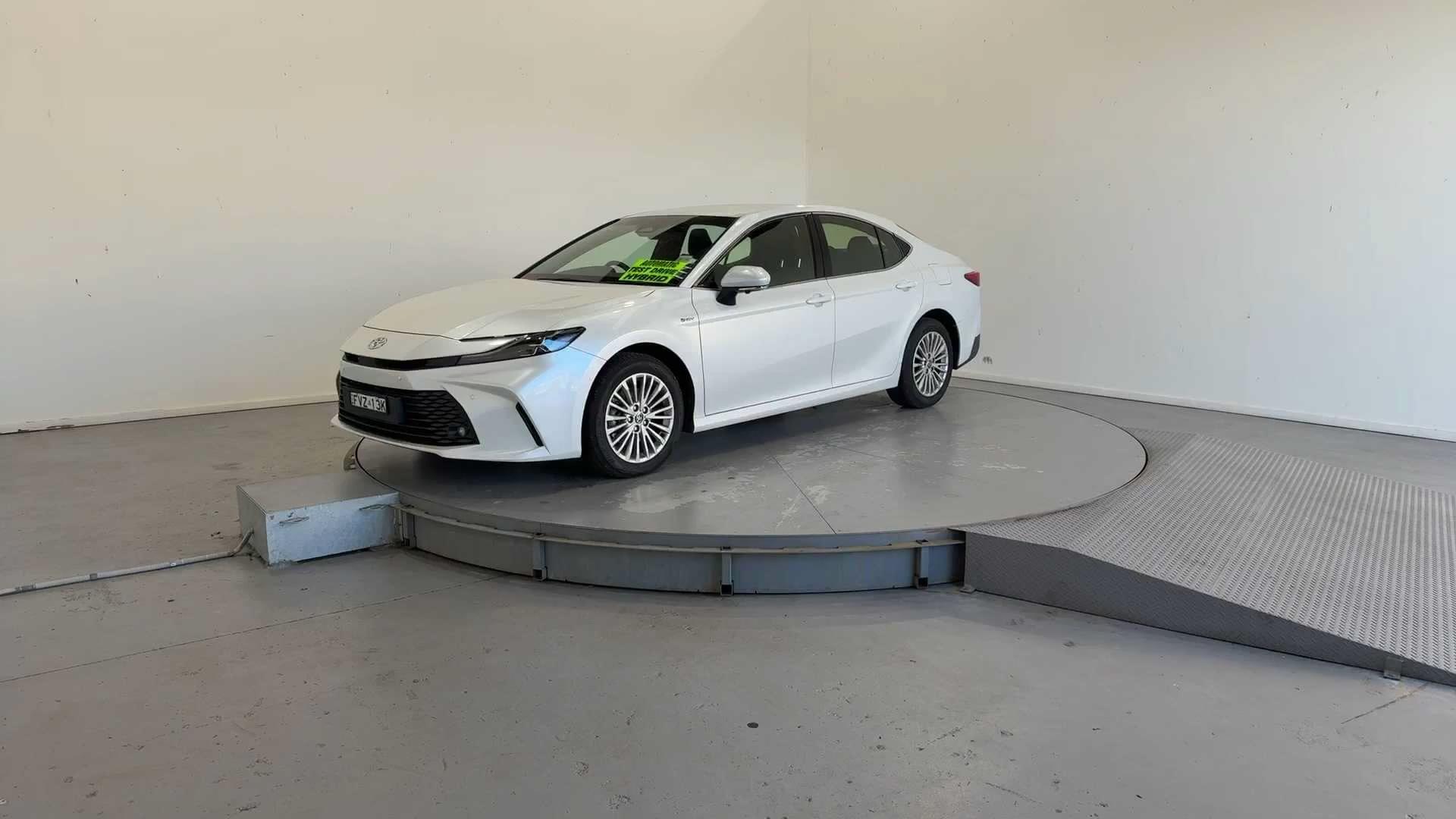 Primary car image