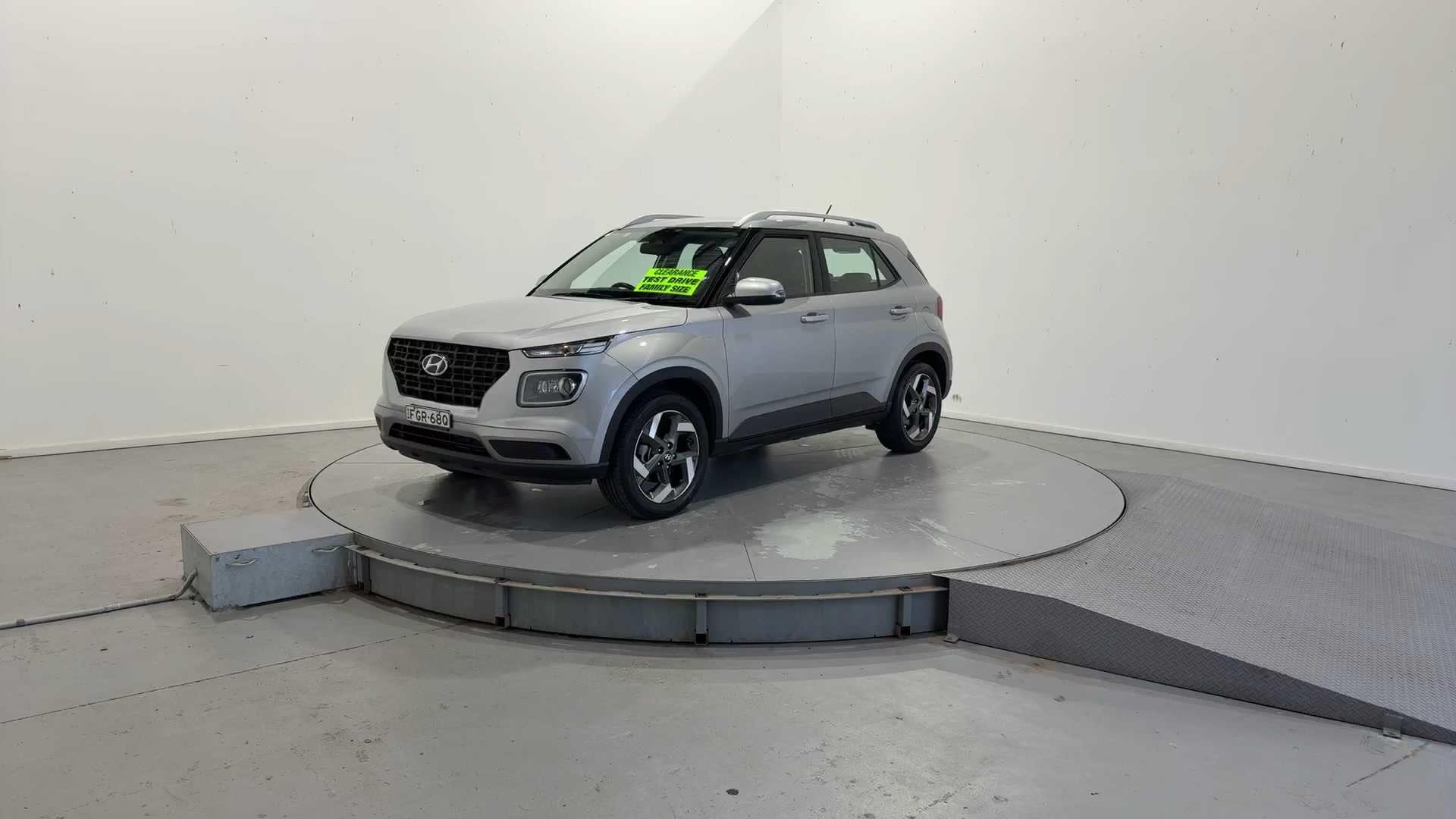 Primary car image