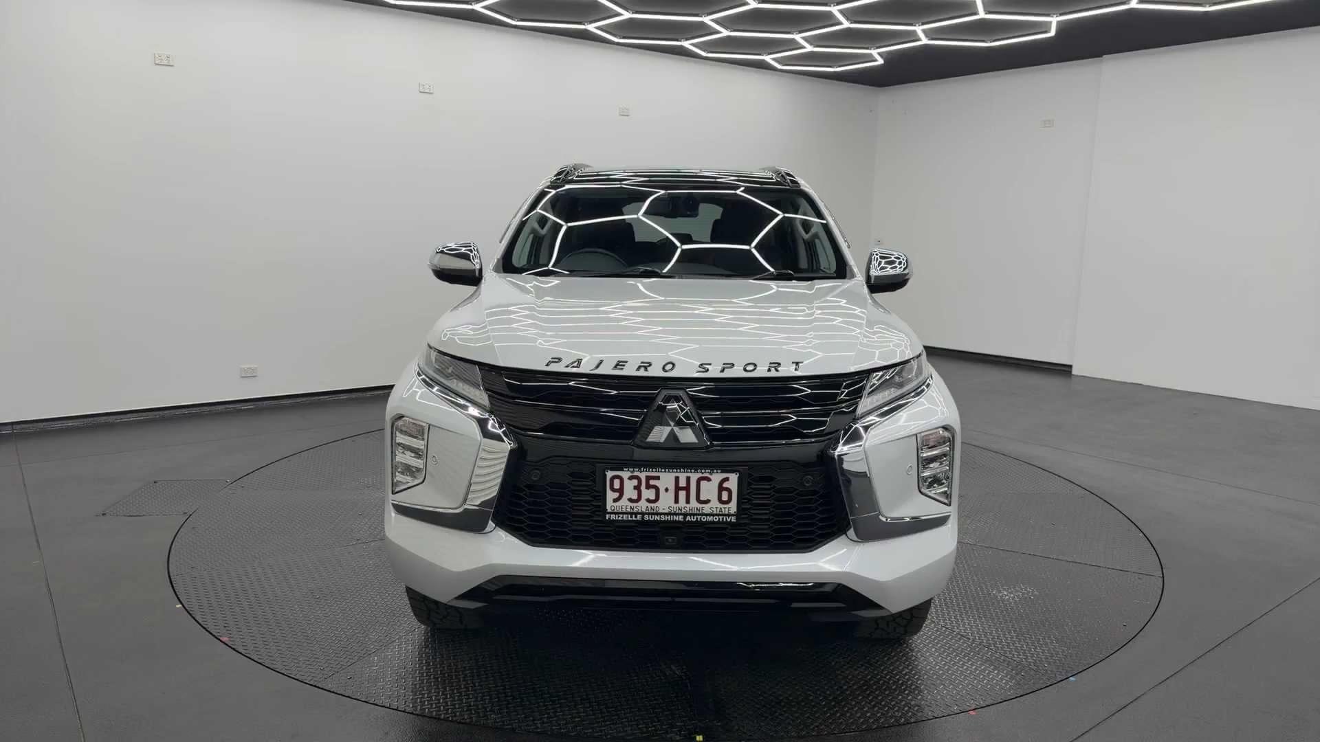 Primary car image