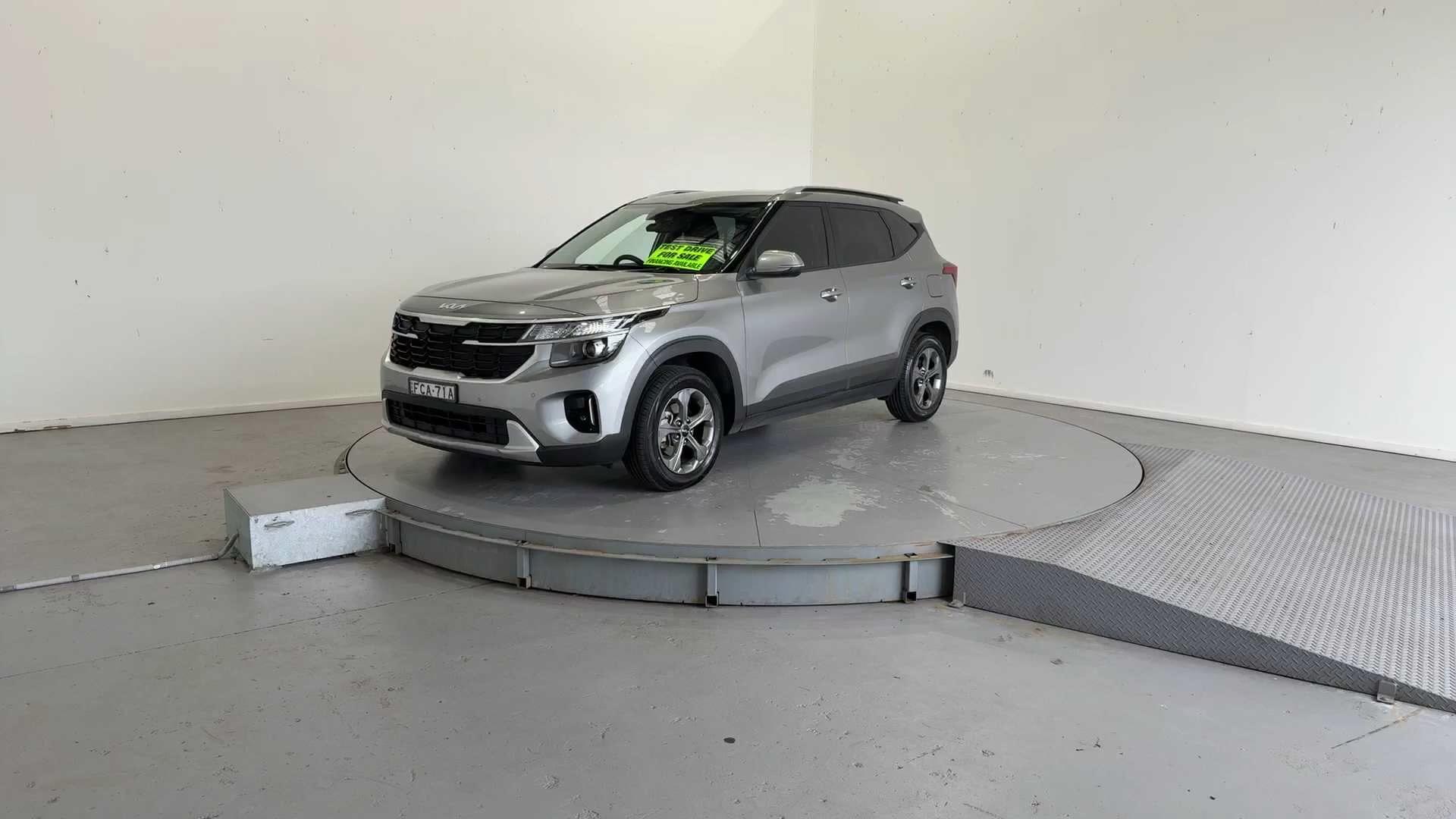 Primary car image