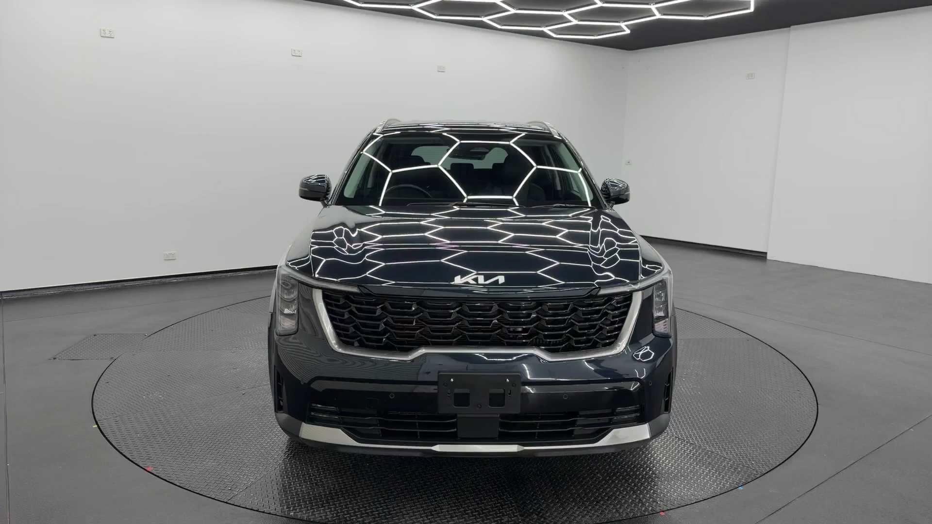 Primary car image