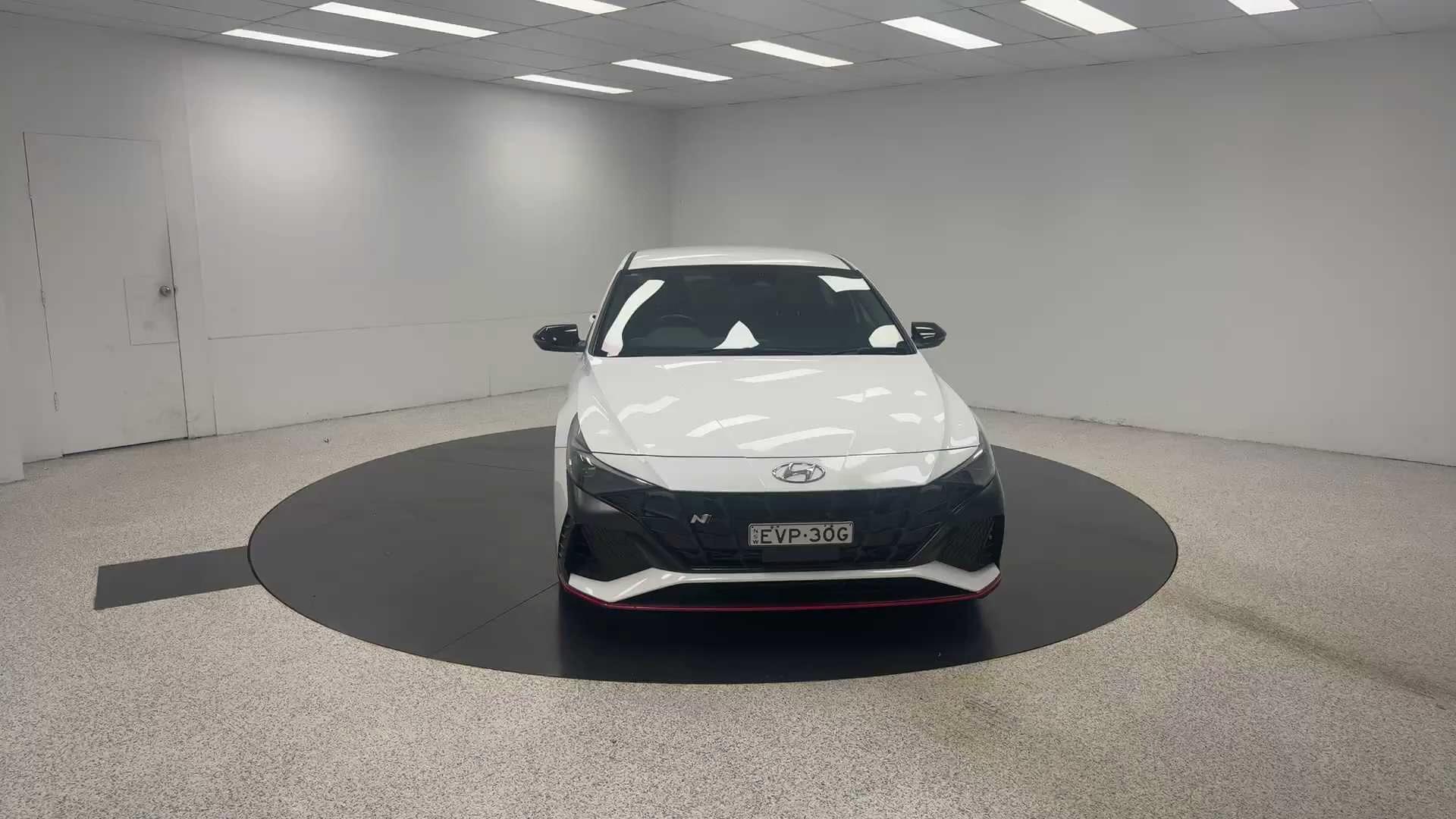 Primary car image