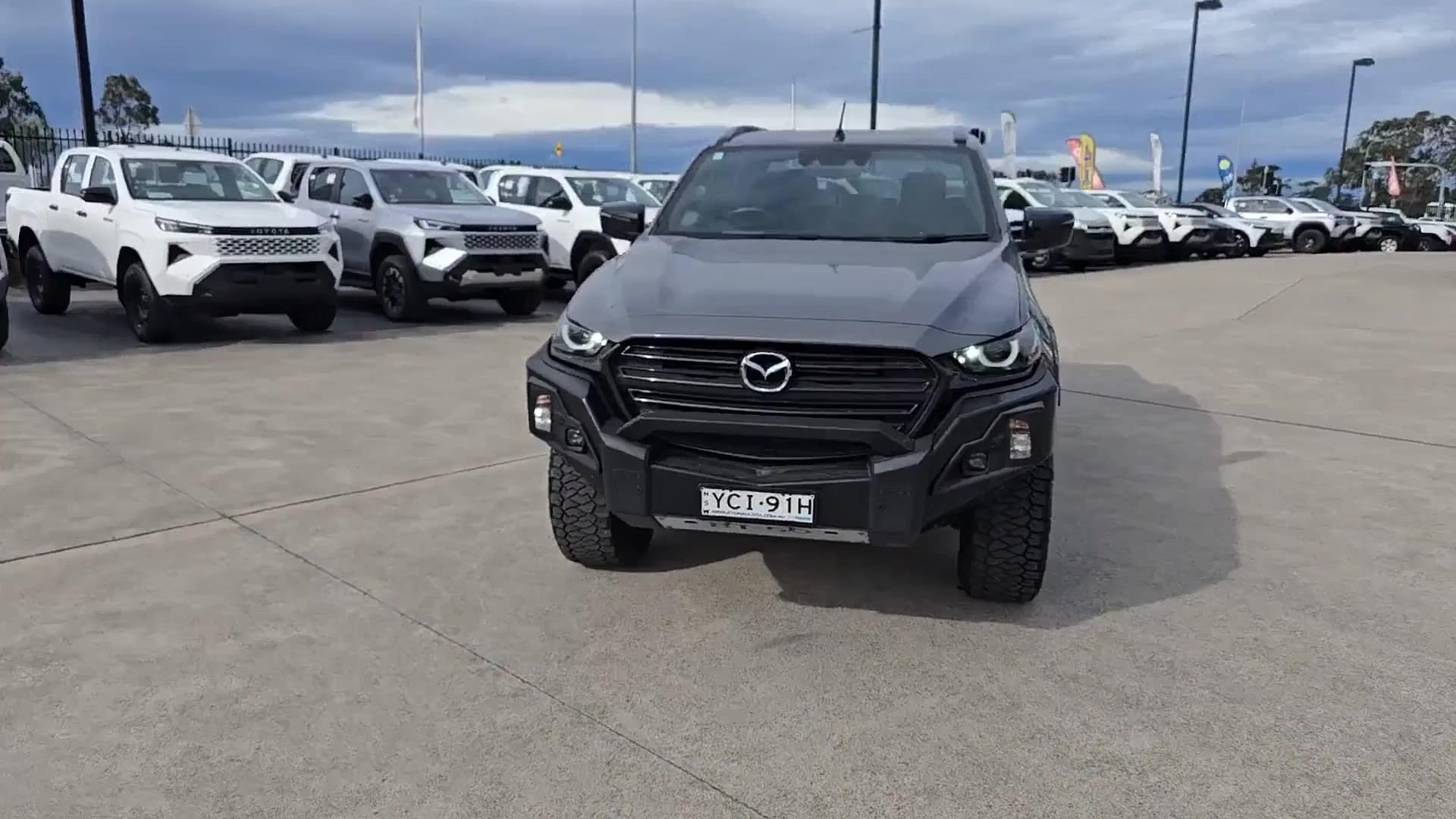 Primary car image