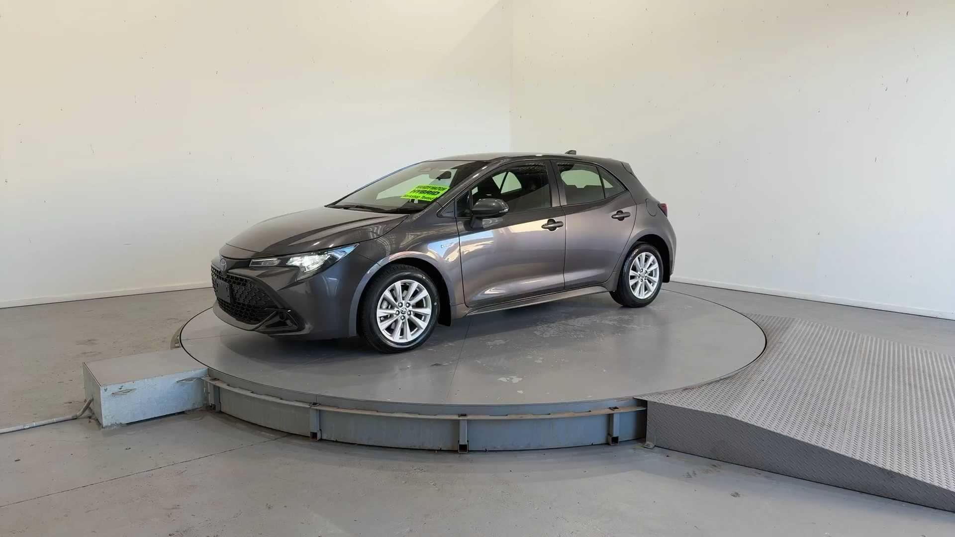 Primary car image