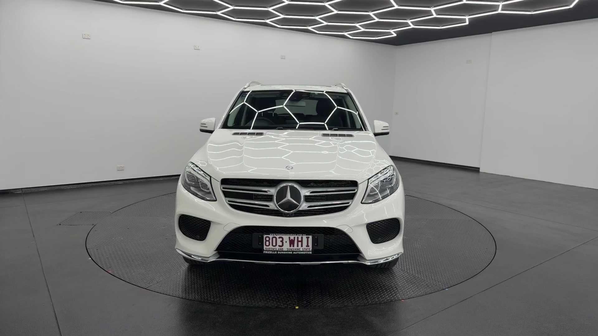 Primary car image