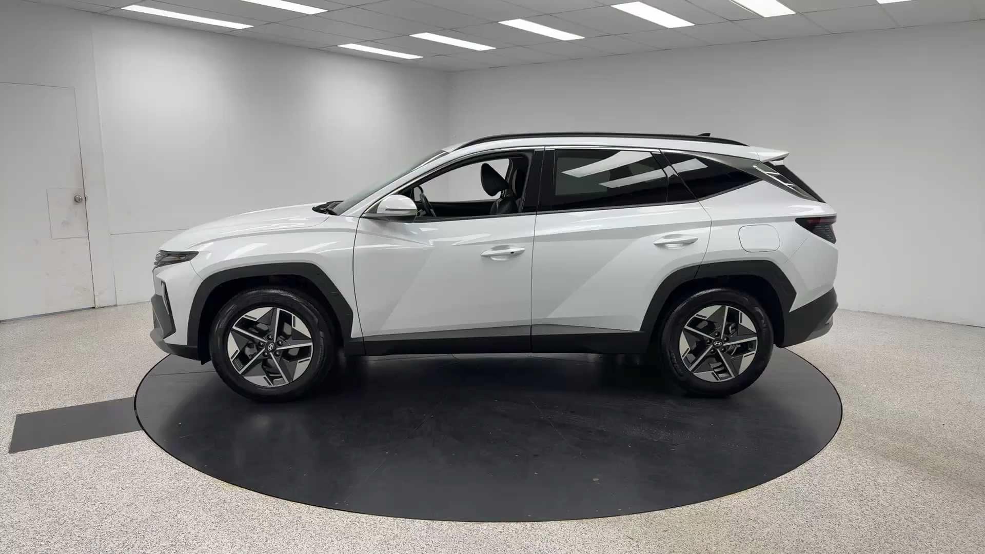 Primary car image
