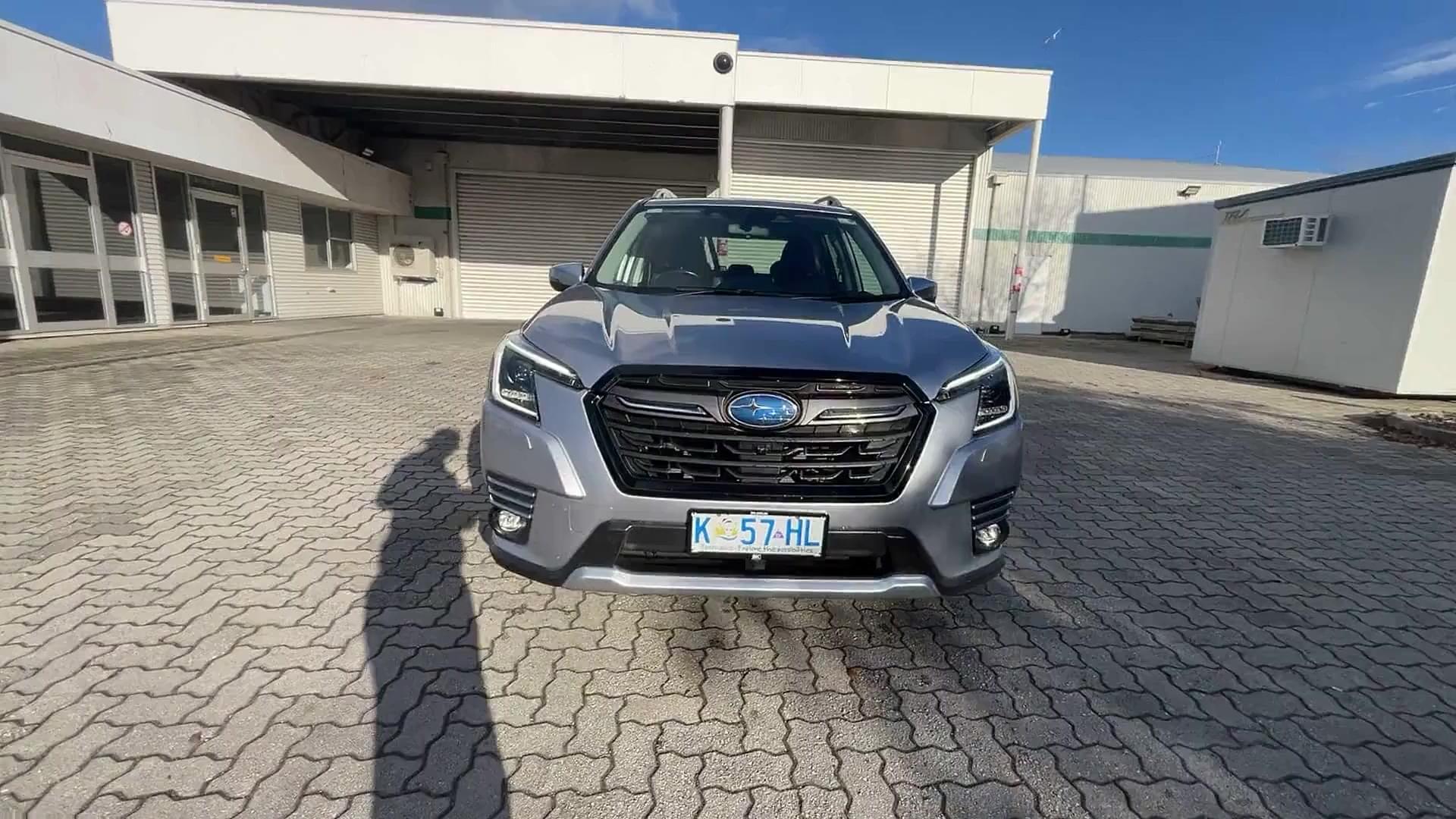 Primary car image